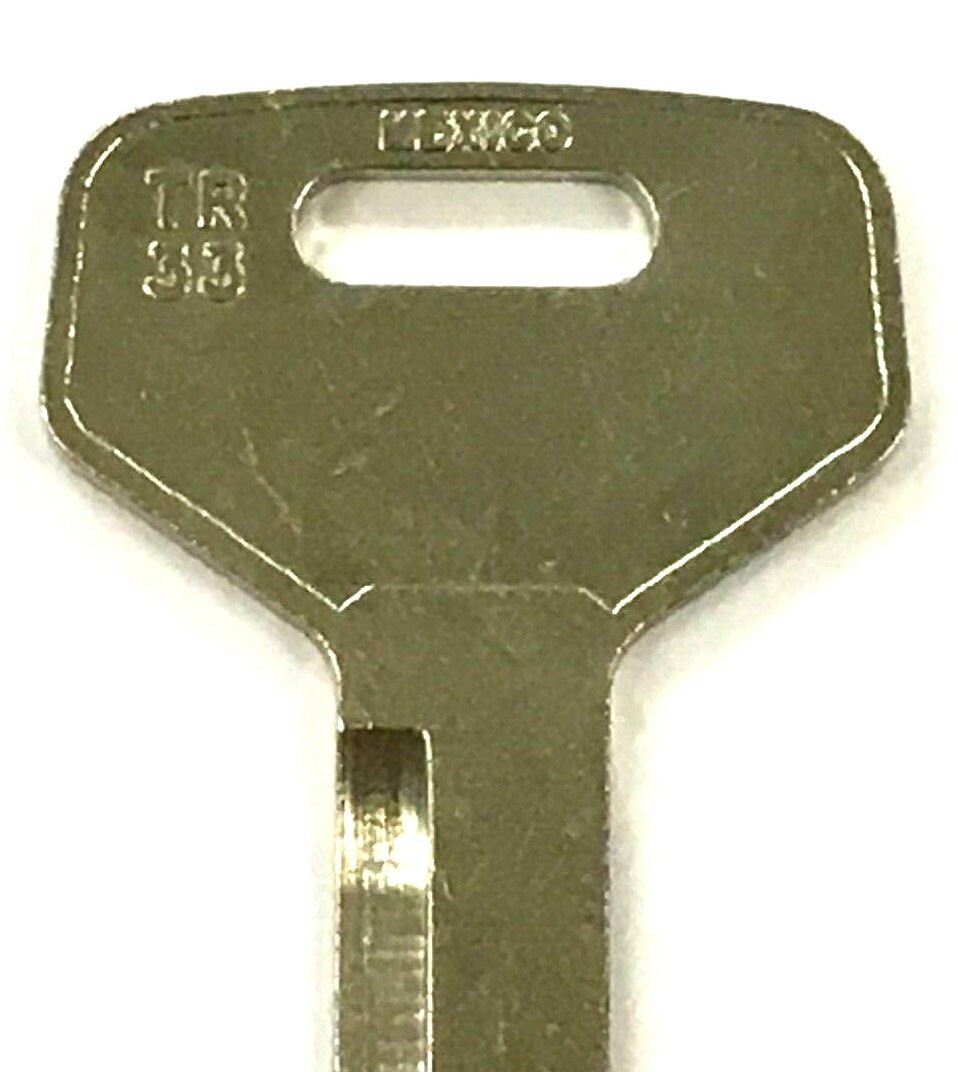 1 1981-1988 Toyota Small Pickup Automotive X137 TR33 Key Blank