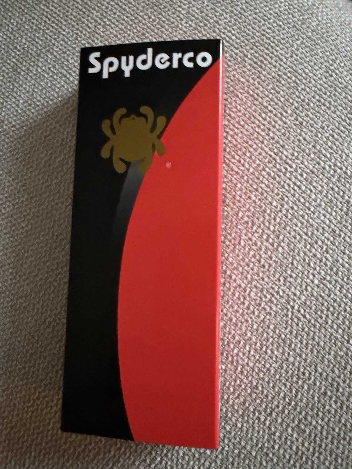 TSA confiscated knife black sypderco