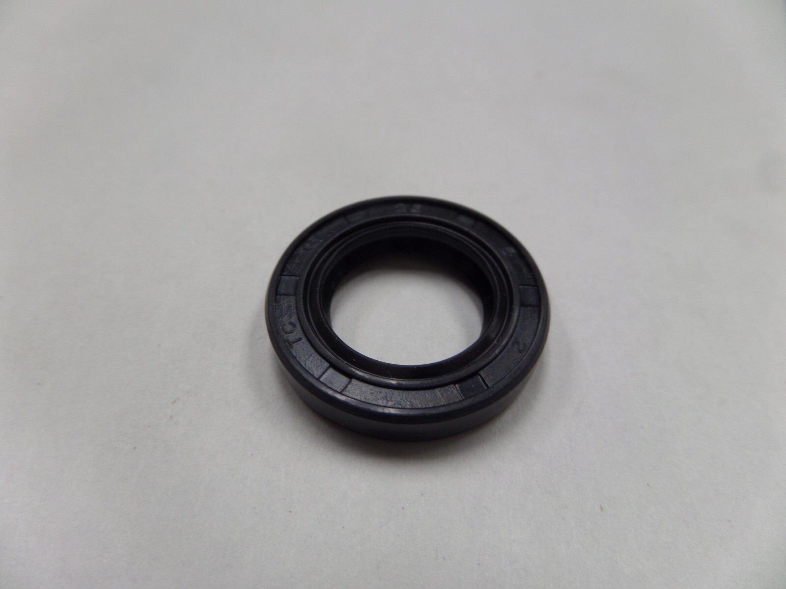 NEW TC 16X26X5 DOUBLE LIPS METRIC OIL / DUST SEAL 16mm X 26mm X 5mm
