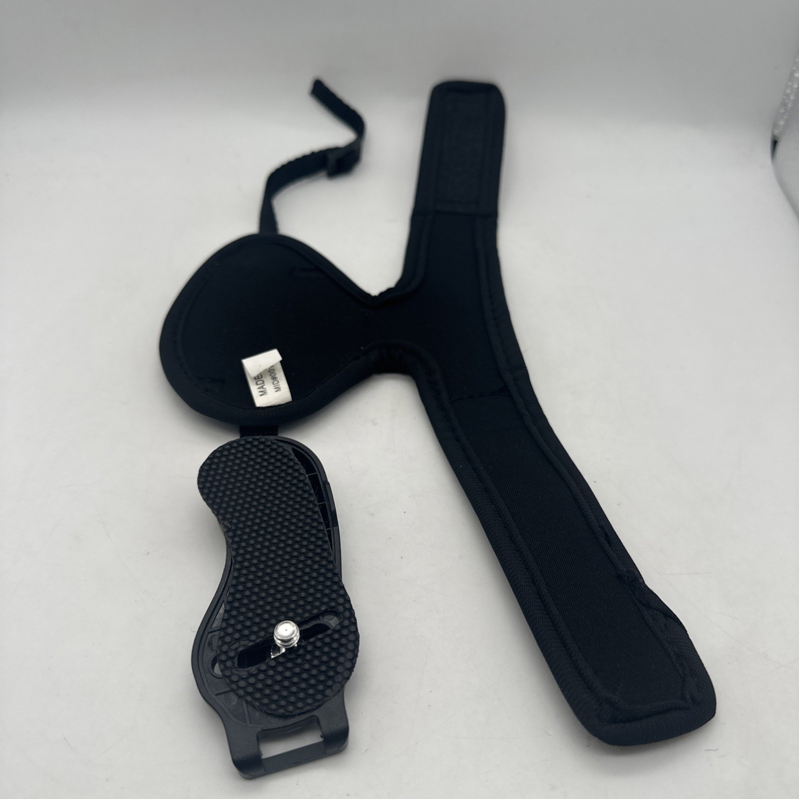Vivitar Hand Strap with Camera Mounting Plate Black
