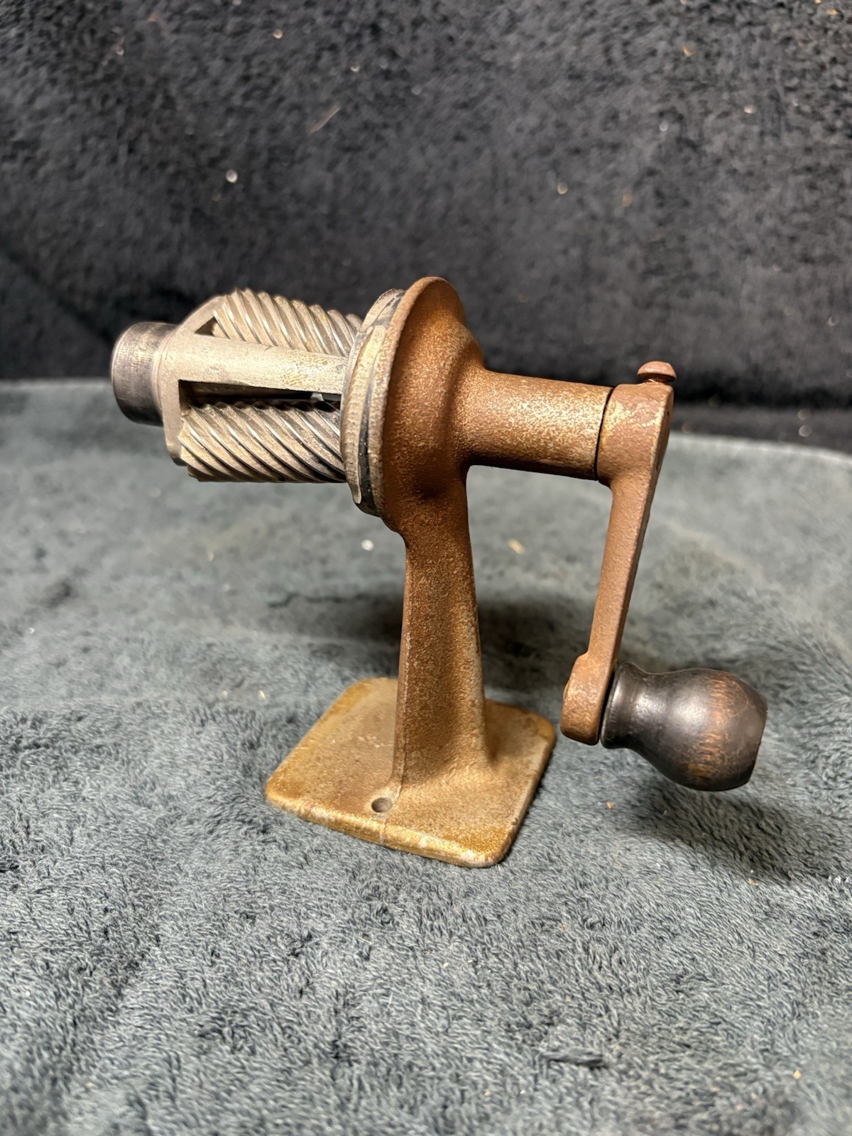 Vintage Giant No. 2 Pencil Sharpener Automatic Pencil Sharpener Co.