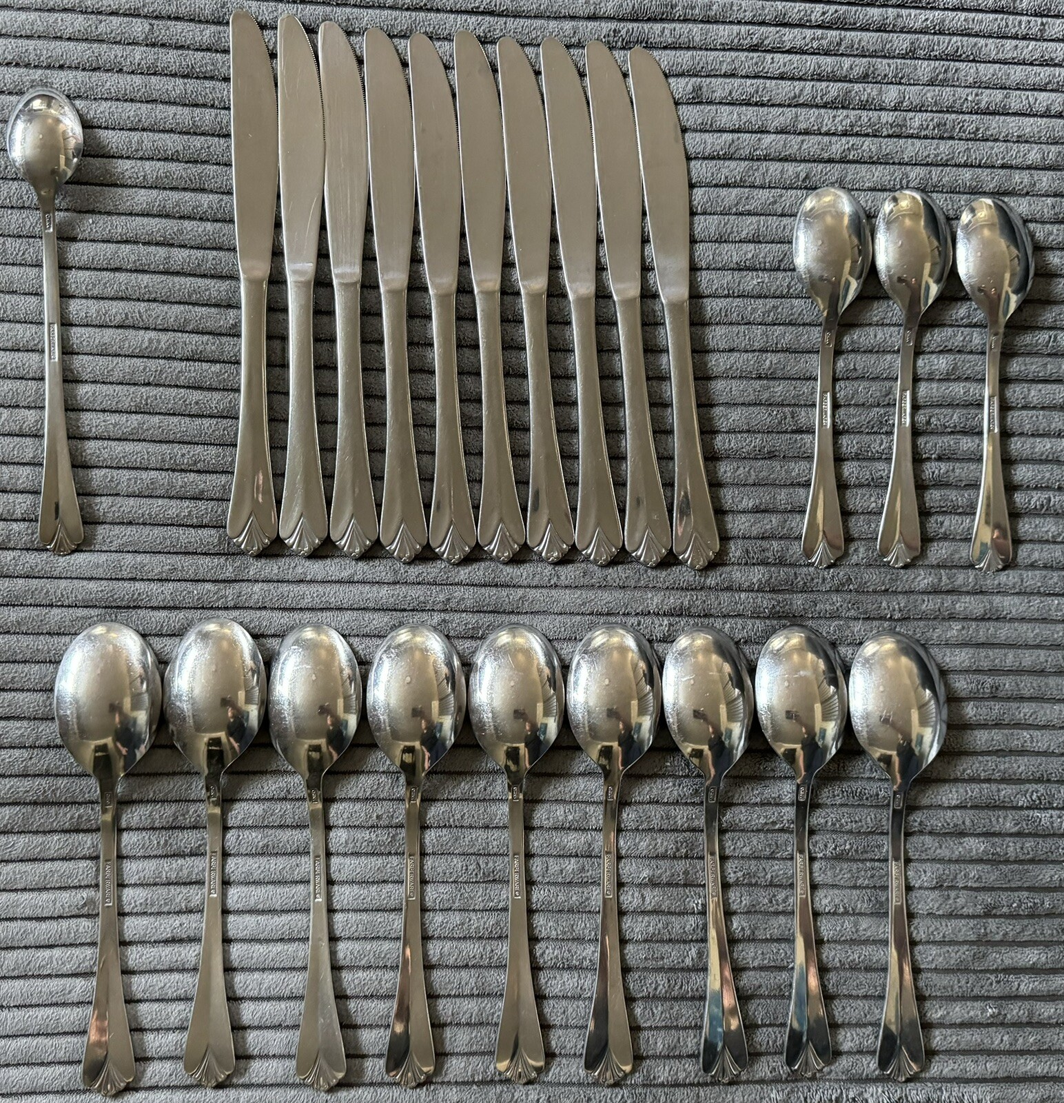 23 Pc Farberware Bayport Stainless Flatware Partial set