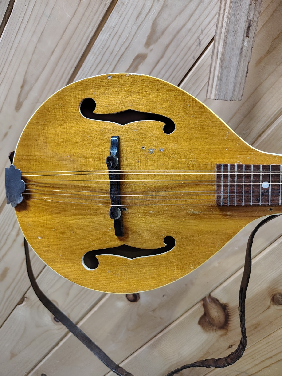 Gibson A Style Mandolin 8-String Natural Brown Adjustable Bridge
