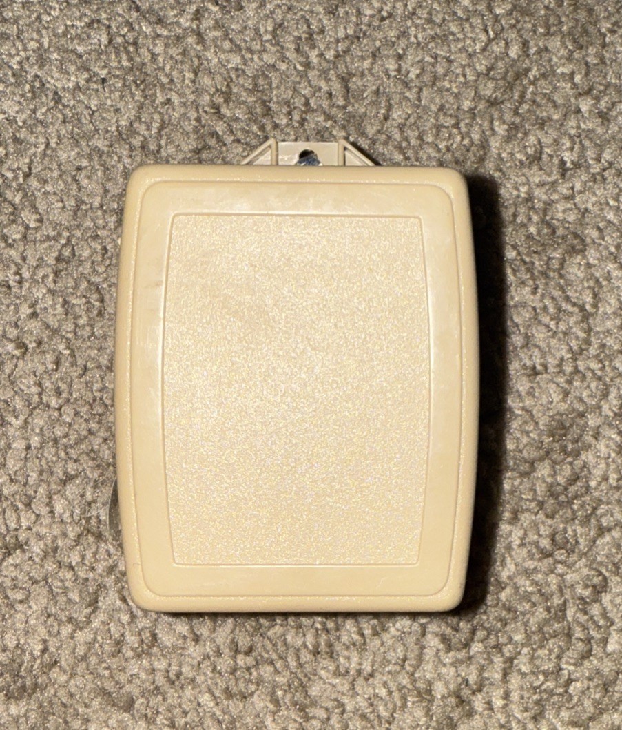 Honeywell 1332 Class 2 Plug-In Transformer 9VAC 15VA  MGT915 Codex Sep-915U