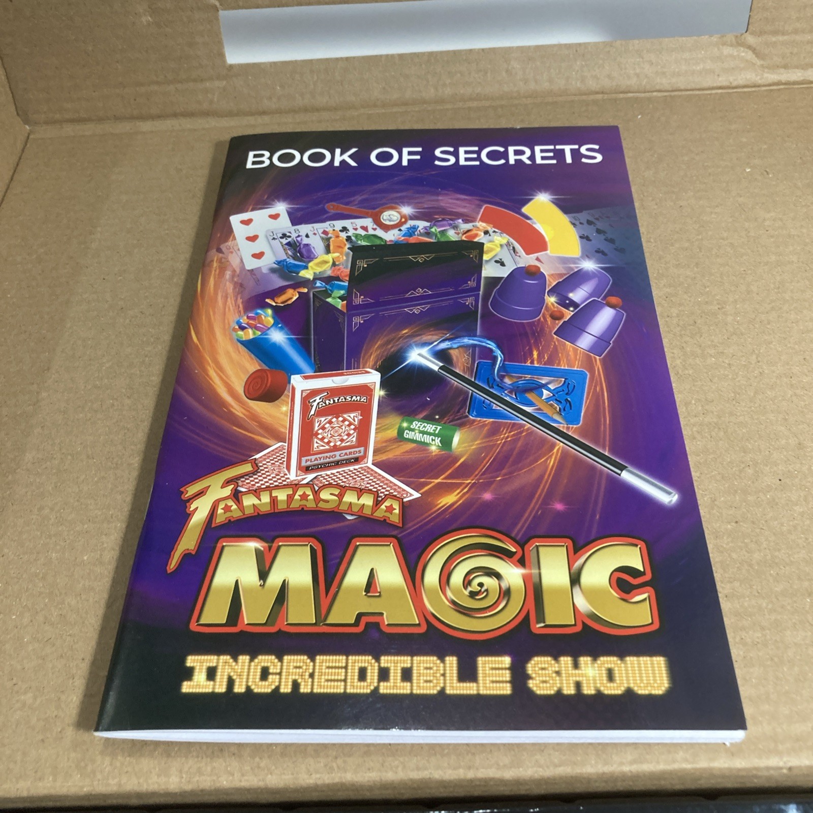 Fantasma Astounding Magic Kit 150 Tricks & Grand Illusions Pre-owned