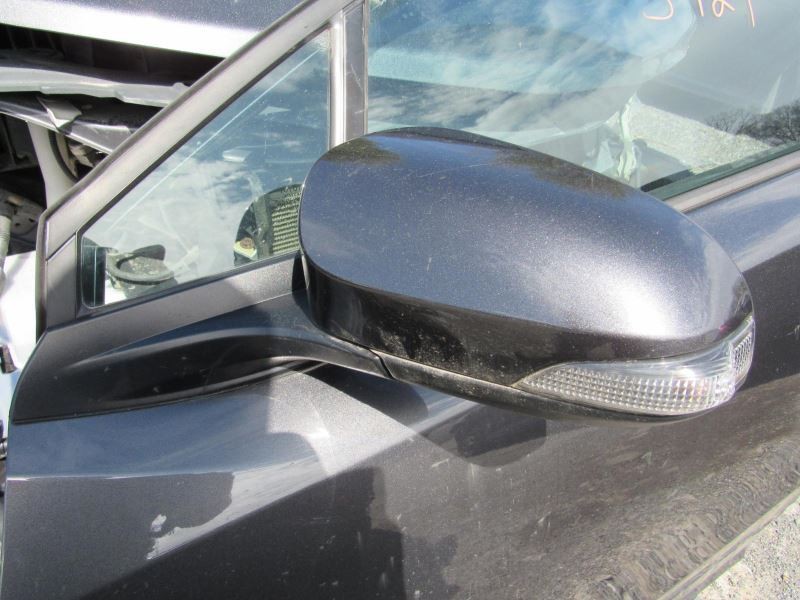 C-HR 2020 Glove Box 961231