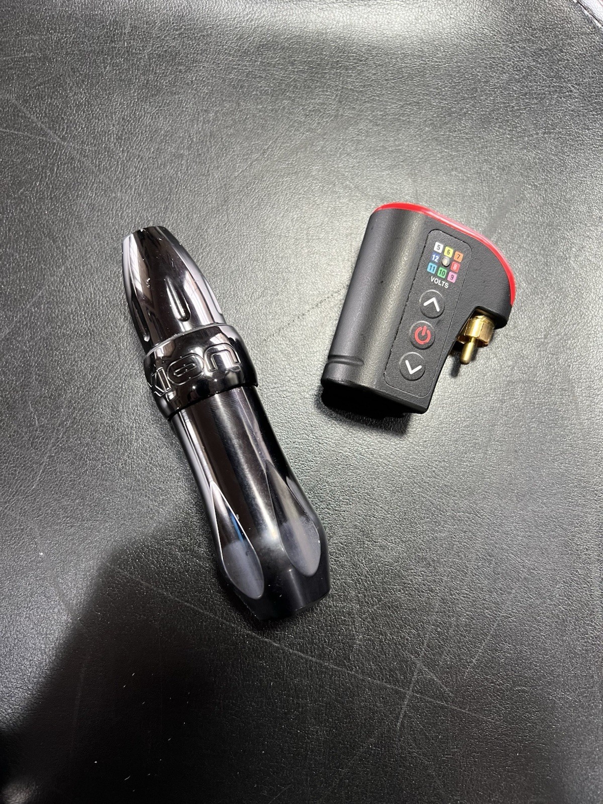 FK Iron Xion With Lightning Bolt Batter Pack