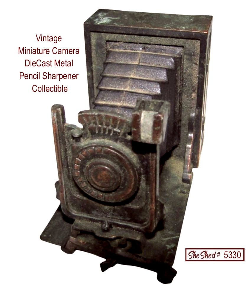 Playme Spain Diecast Camera Pencil Sharpener Bellows Miniature Vintage Toy