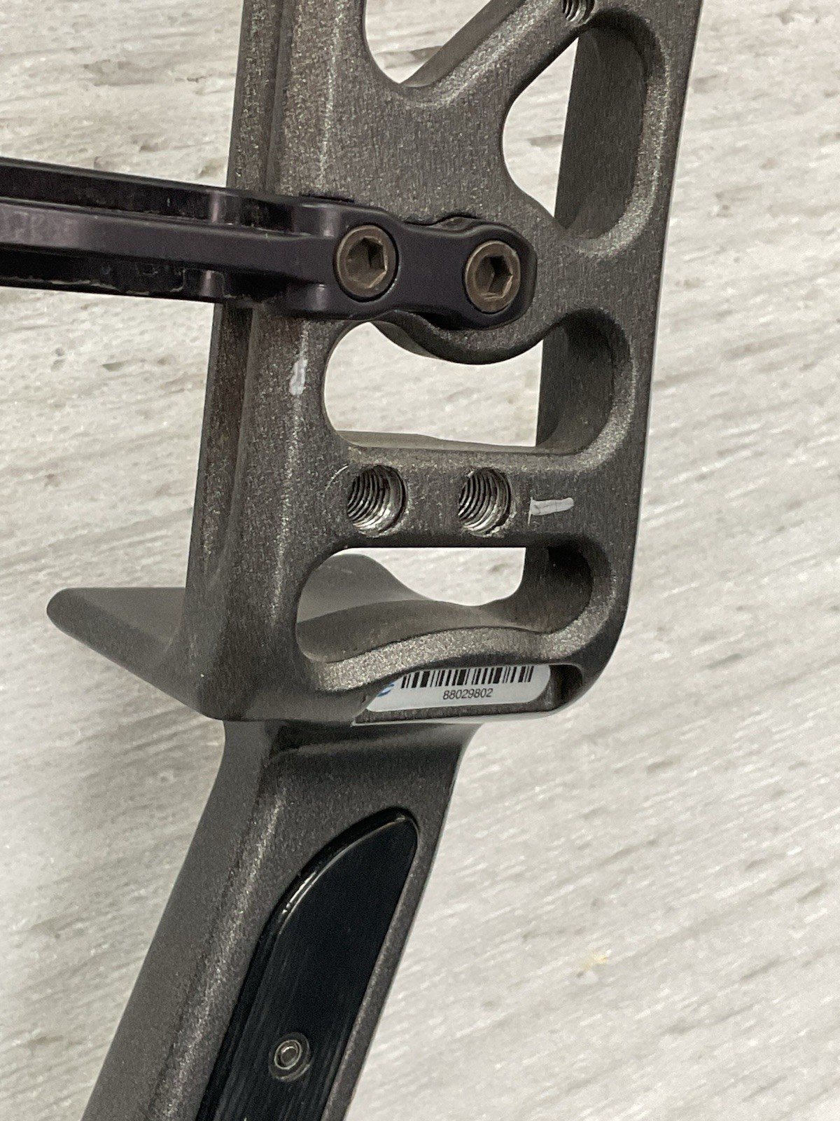 Elite Kure #65, RH In Graphite Gray