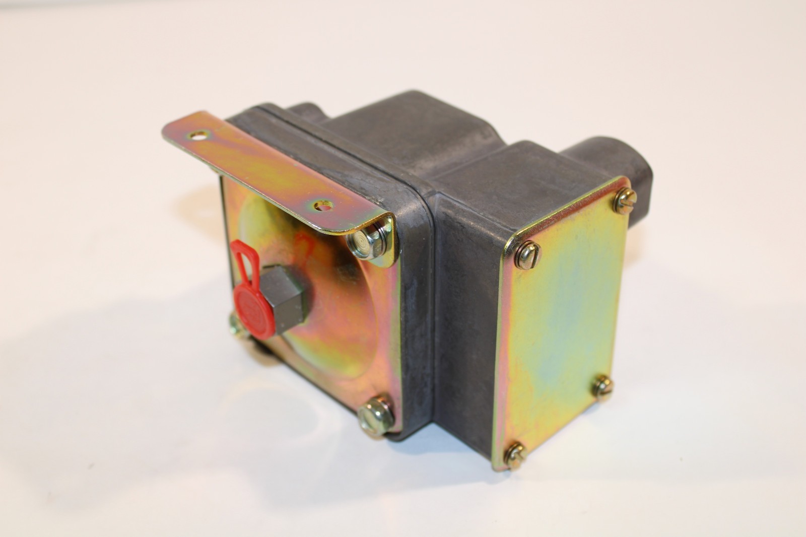 Barksdale D1T-M150SS Pressure Switch NEW
