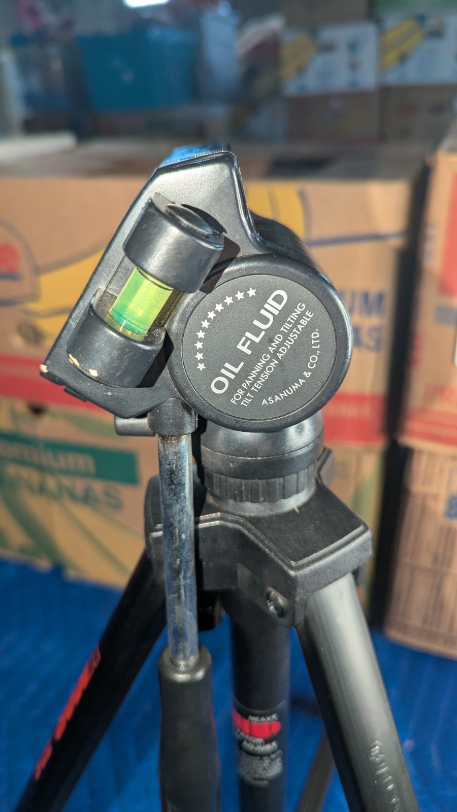Vigor 725 Fluid Dynamic Tripod 21" - 45" Inch