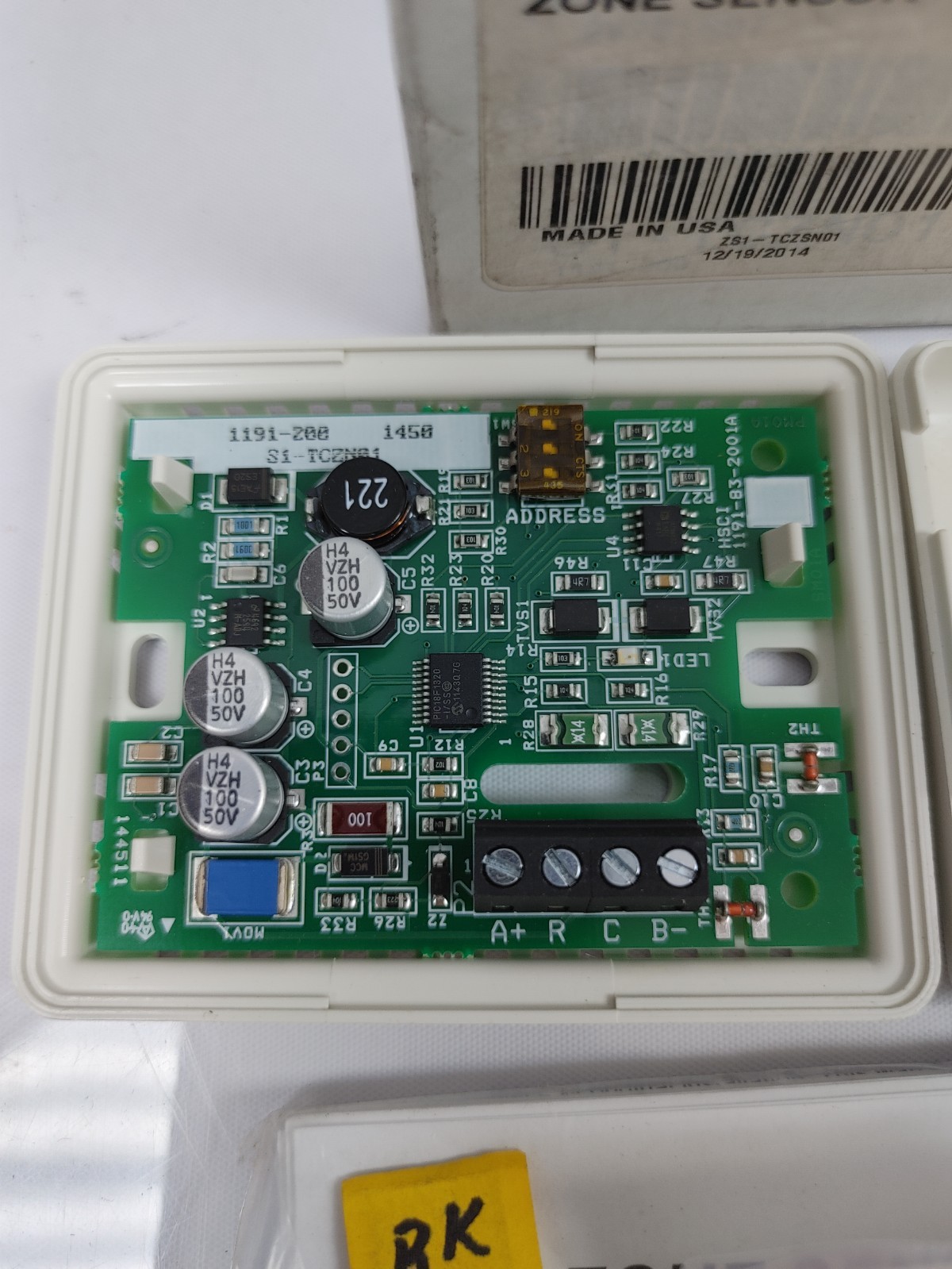 Source 1 Zone Sensor S1-TCZSN01 - Old Stock
