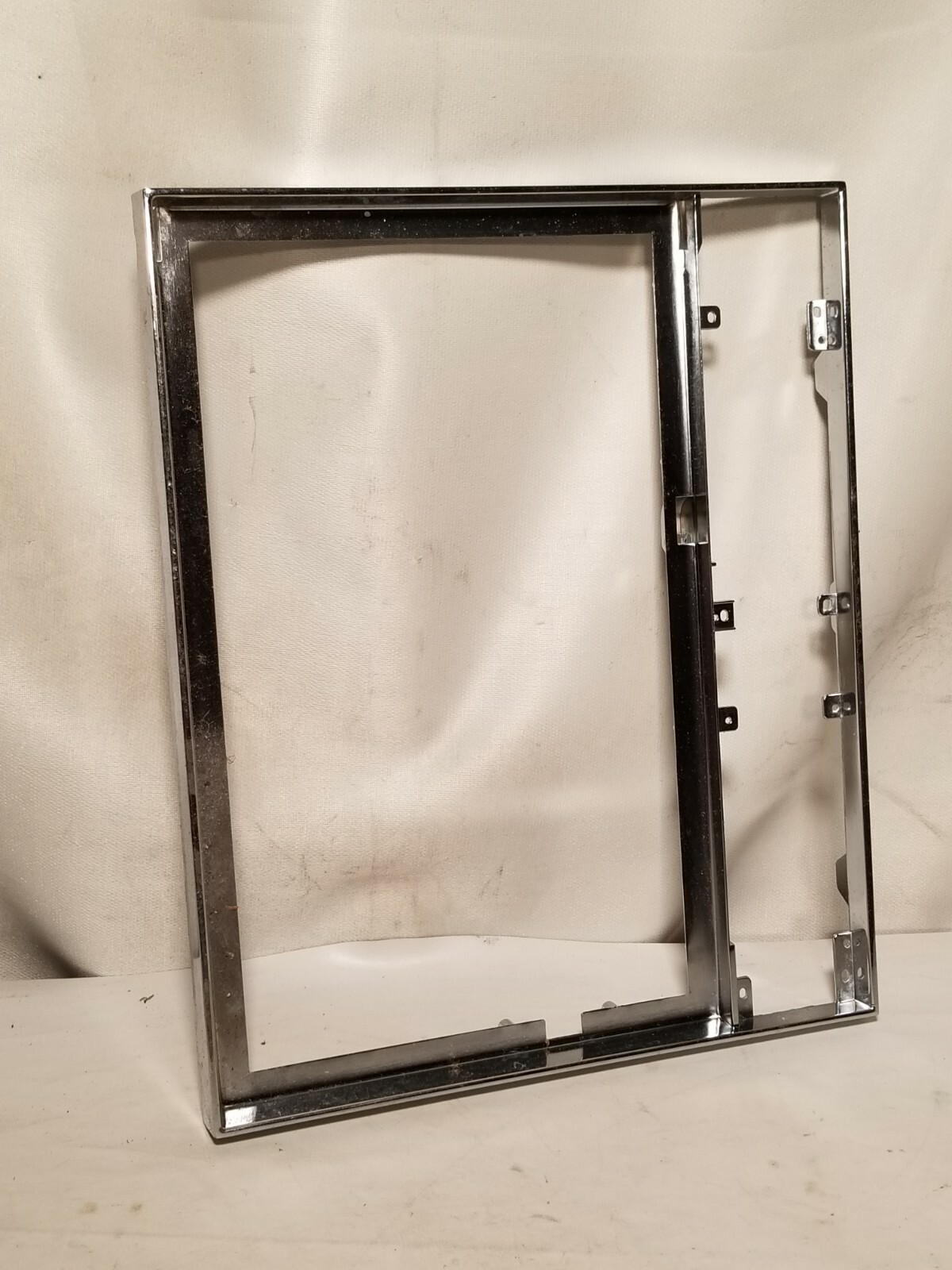 Amana D7666402 bezel - outercase