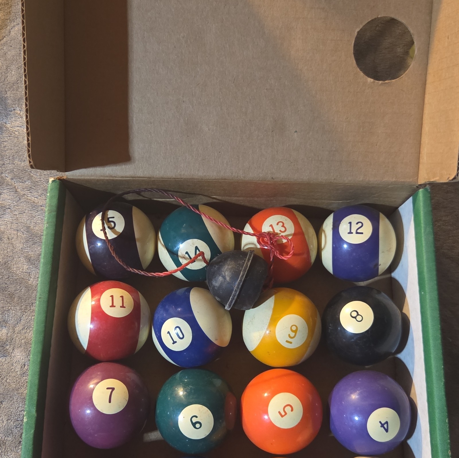Billiard Balls Set vintage 1970-1980 pool ball set w original box
