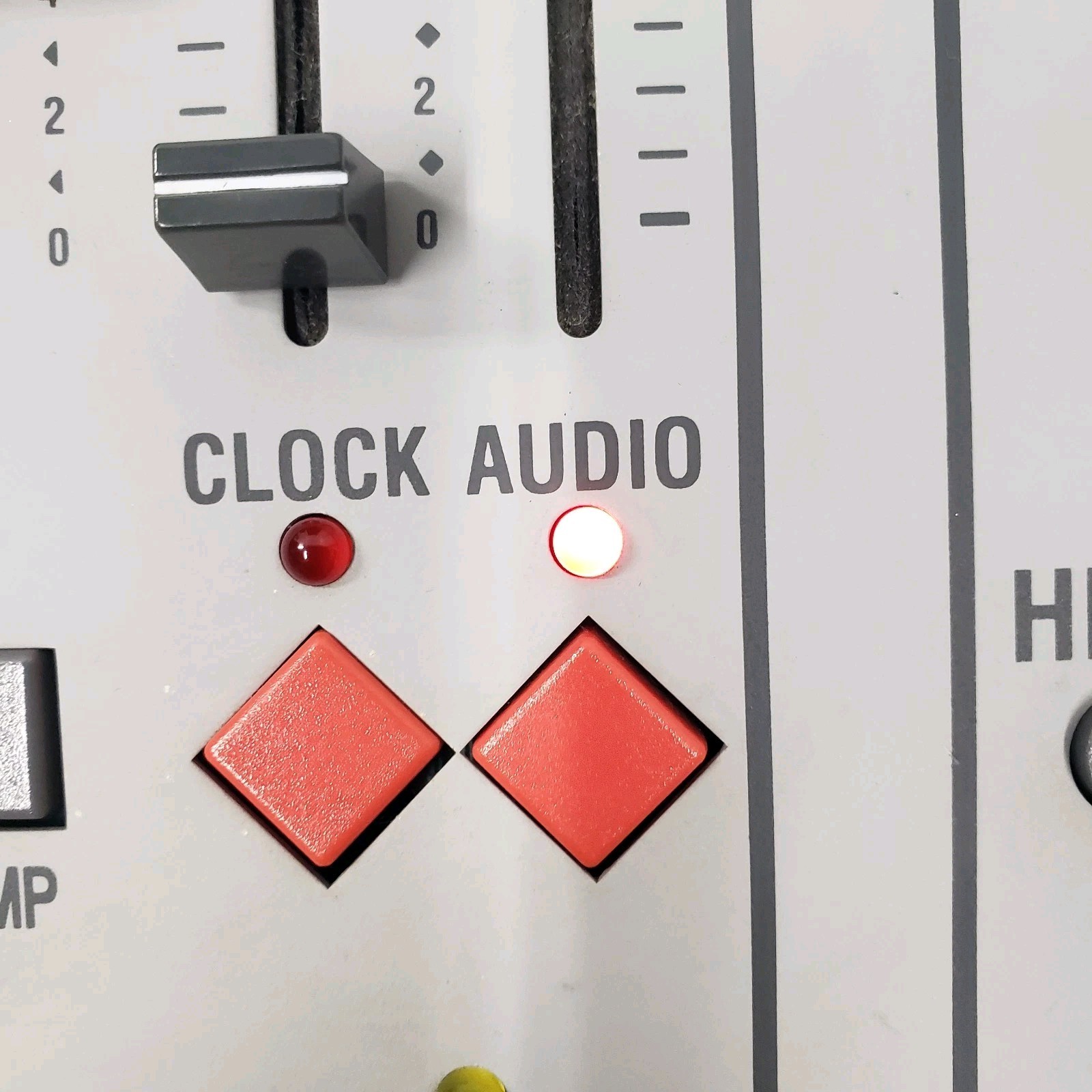 *UNTESTED* Powers Up - Leprecon LM-850 MIDI Light Board Control Console *PARTS*