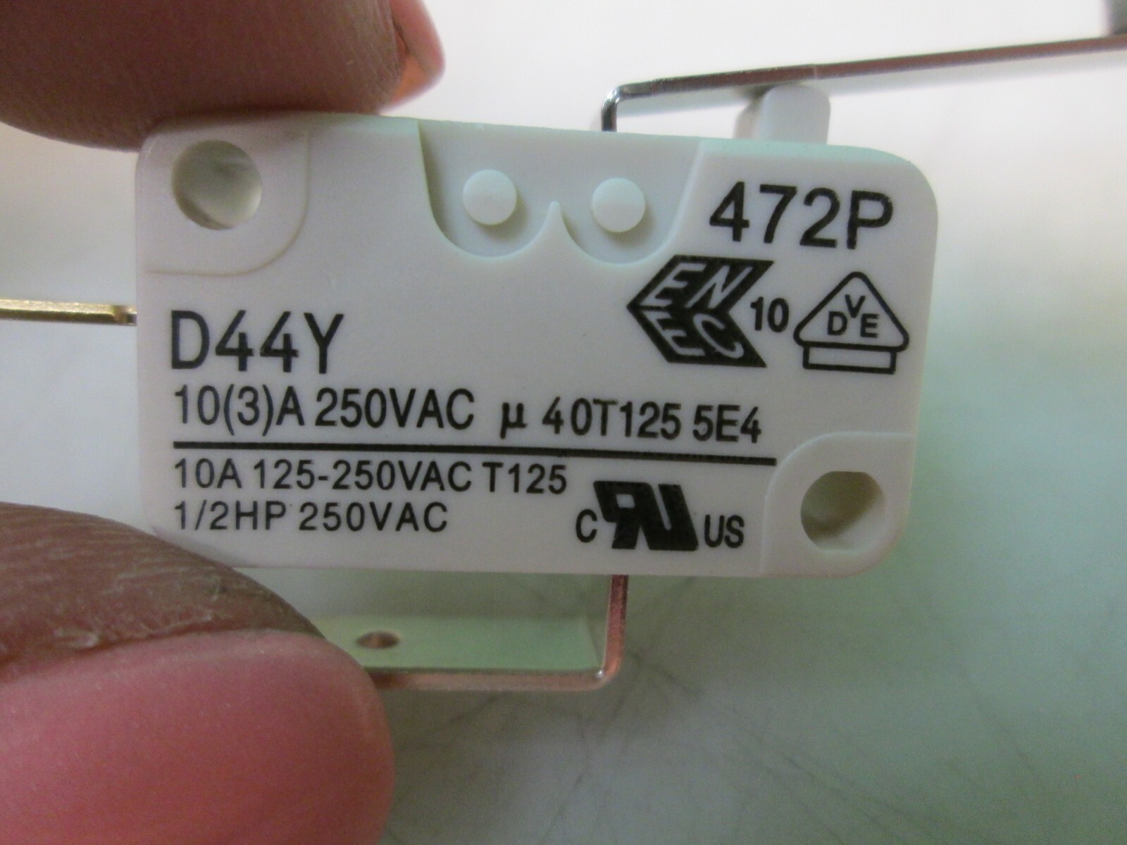 CHERRY 72P D44Y Microswitch Micro Switch 10(3)A 250VAC 1/2 HP 40T125 5E4 NEW