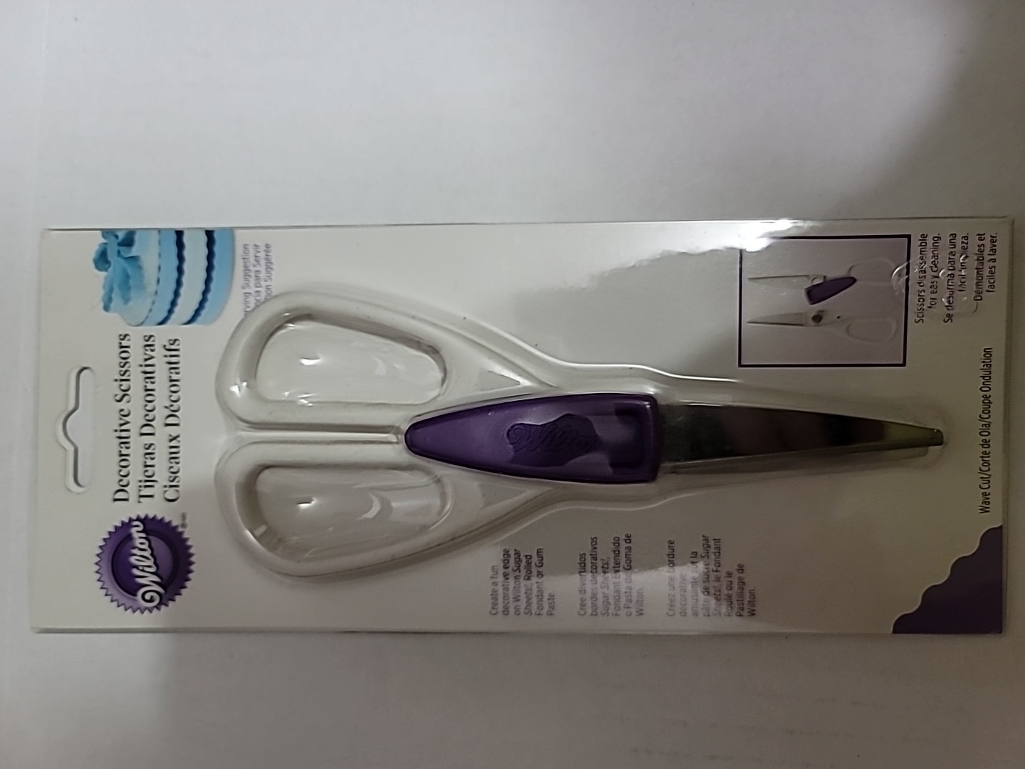 Wilton Decorative Scissors Wave Cut Easy Clean use with fondant gum paste