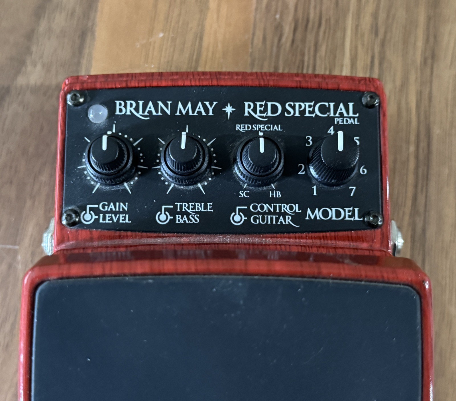 DigiTech Brian May Red Special Guitar Effects Pedal + Power Supply