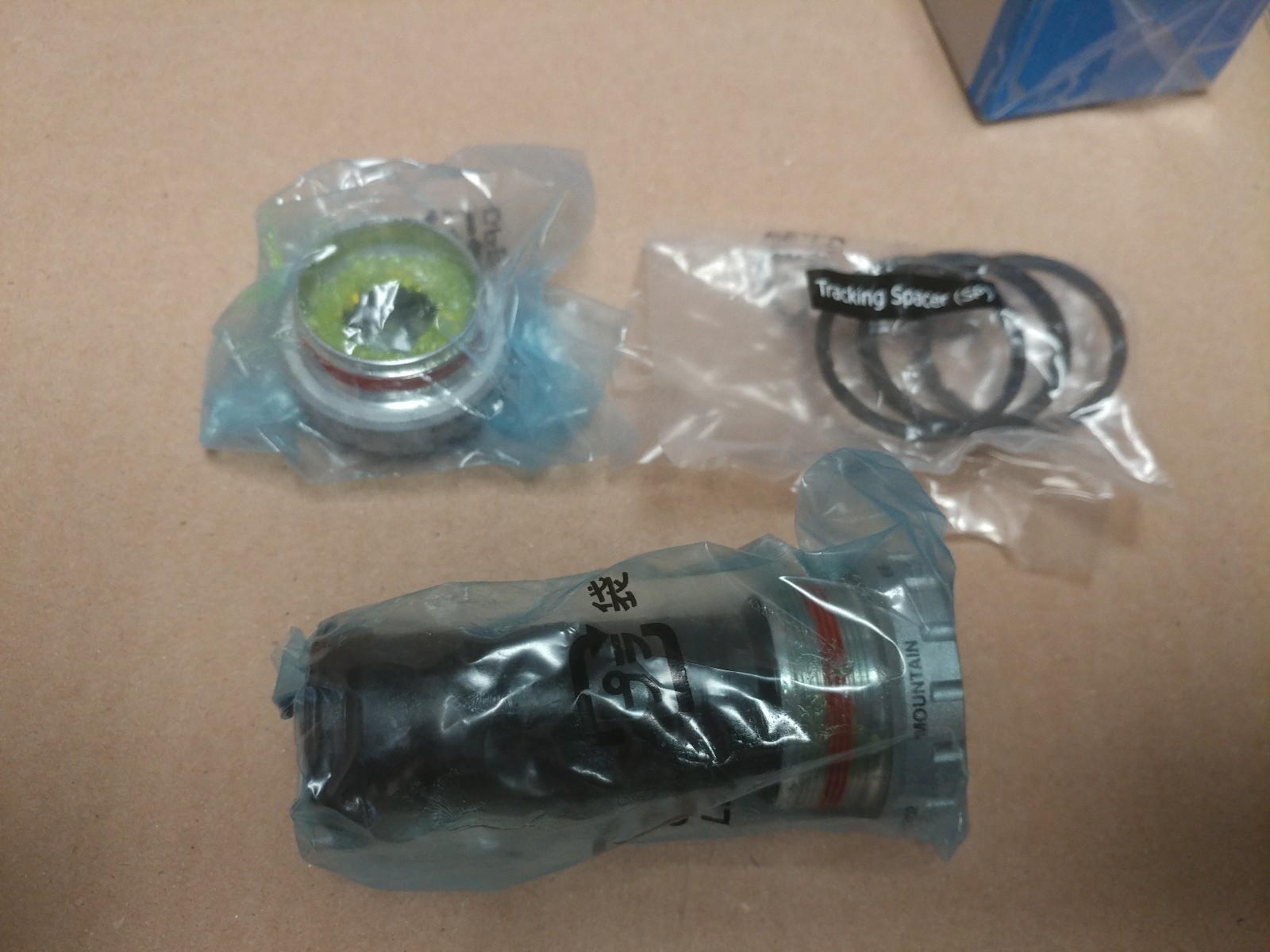 Shimano SM-BB52 MTB Bottom Bracket for Shimano Hollowtech II - 83mm Silver