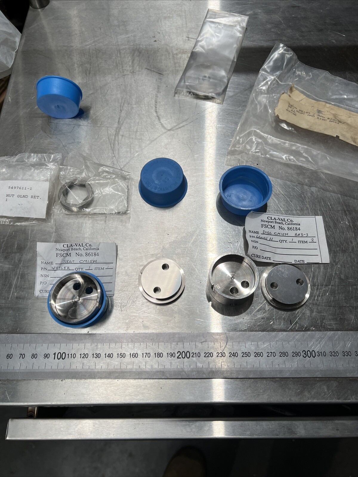 cla-val co usa  fscm no 86184 disc cm15m ba3-3 p/n 66035h qty 2 and bits