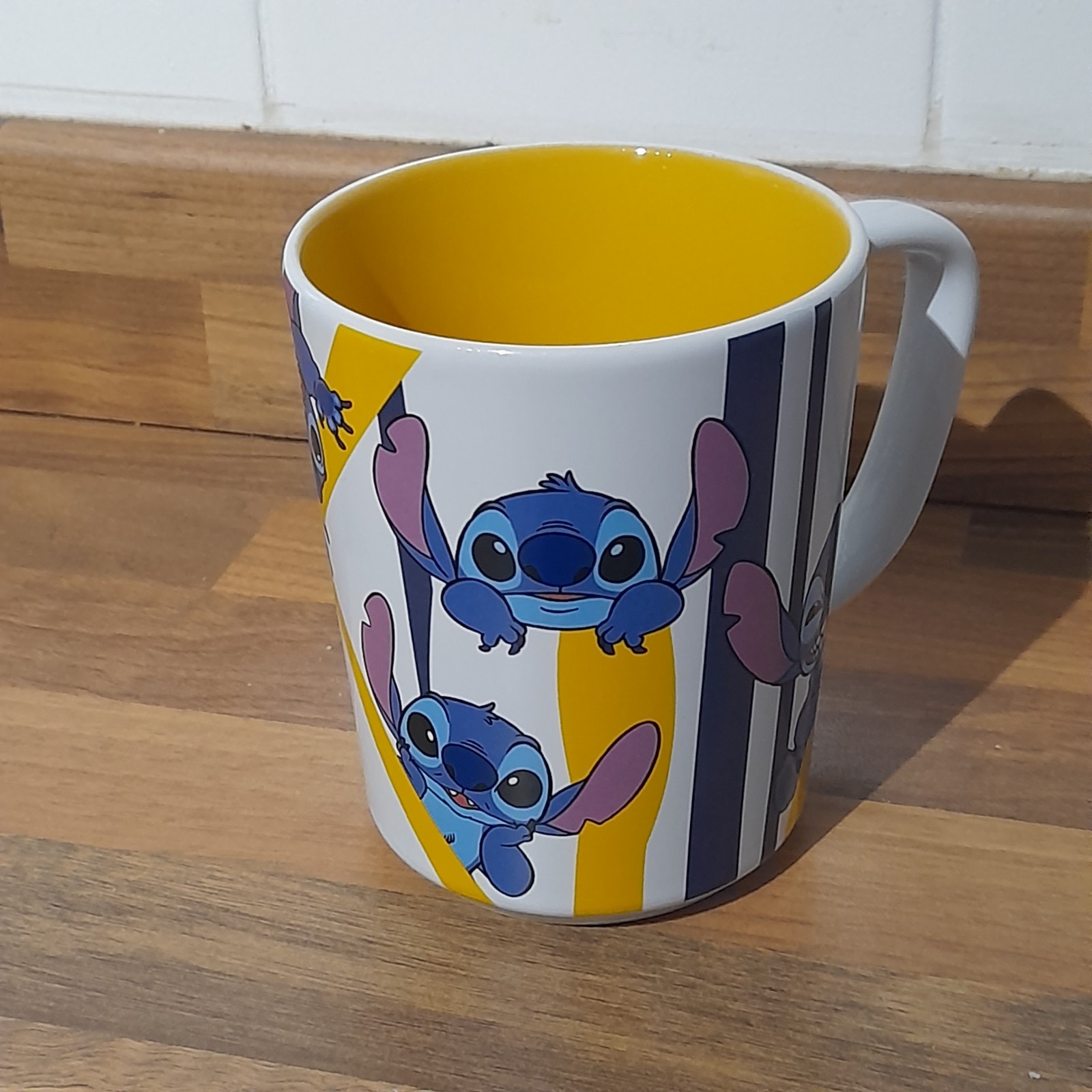 Disney Stitch - Expression Faces & Stripes Mug