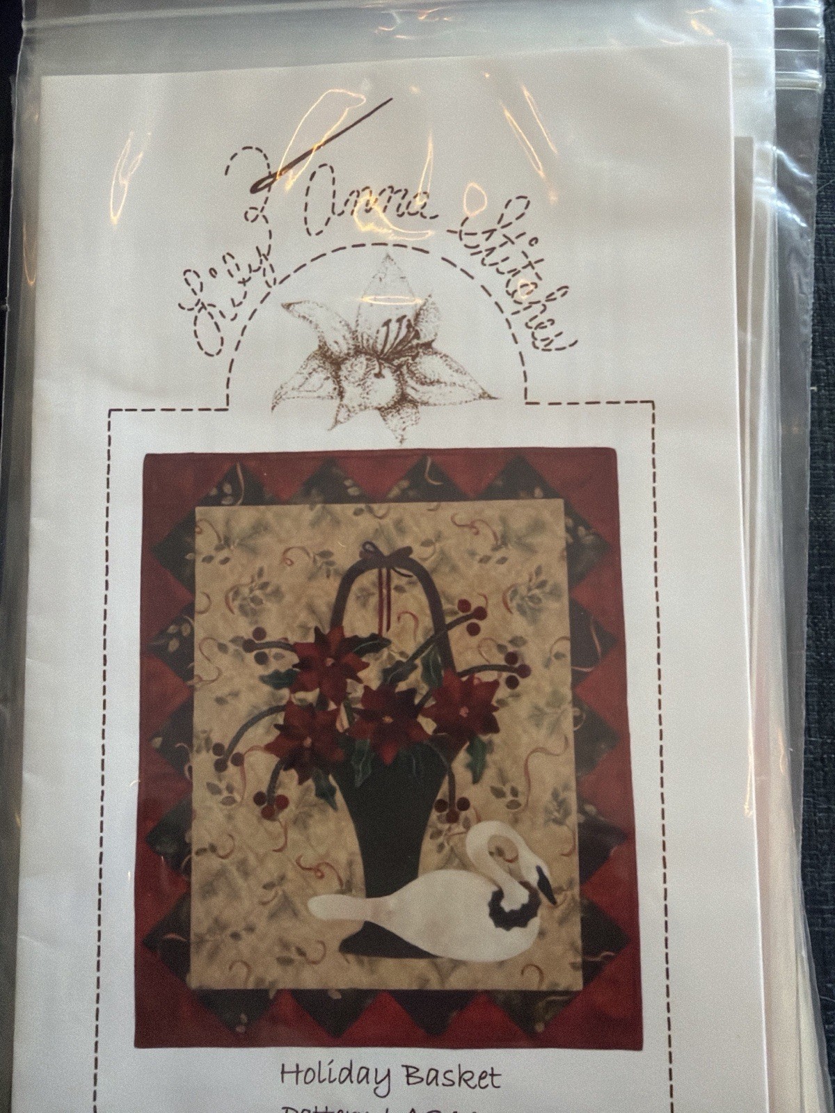 Lily Anna Stitches Holiday Basket Wool Applique Pattern
