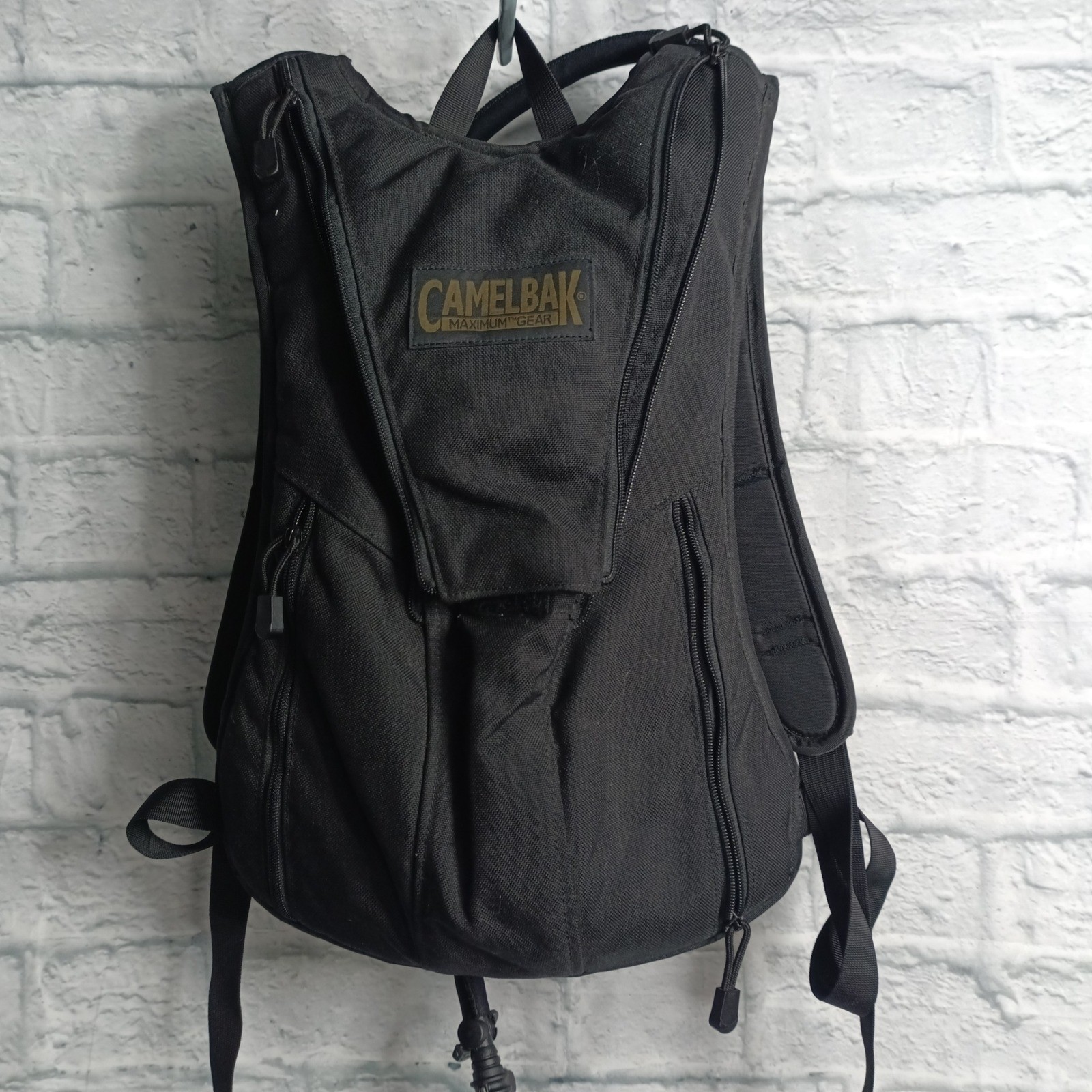 Camelbak Viper Maximum Gear 2.0 Liter Hydration Pack Tactical Backpack Black s12