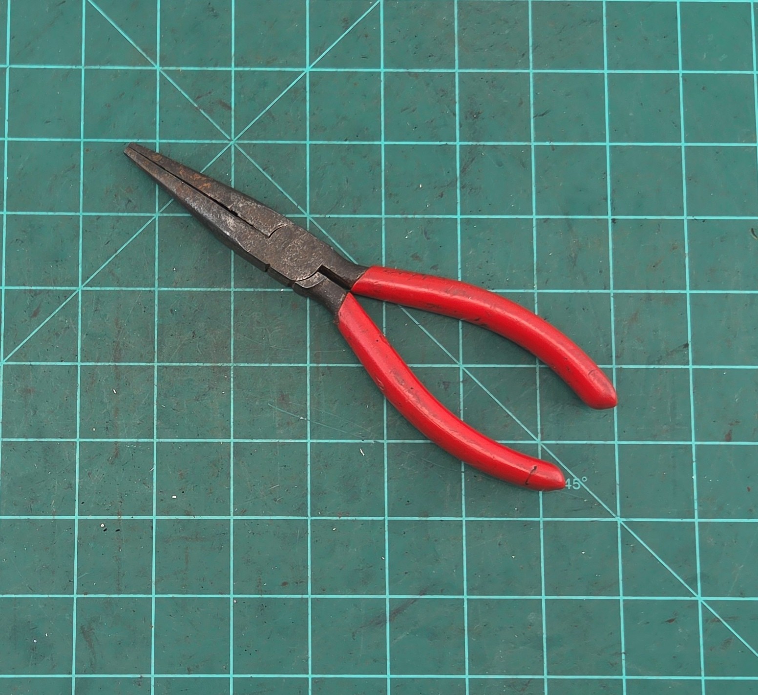 Snap On Tools 196CP Needle Nose Pliers with cutter jaw