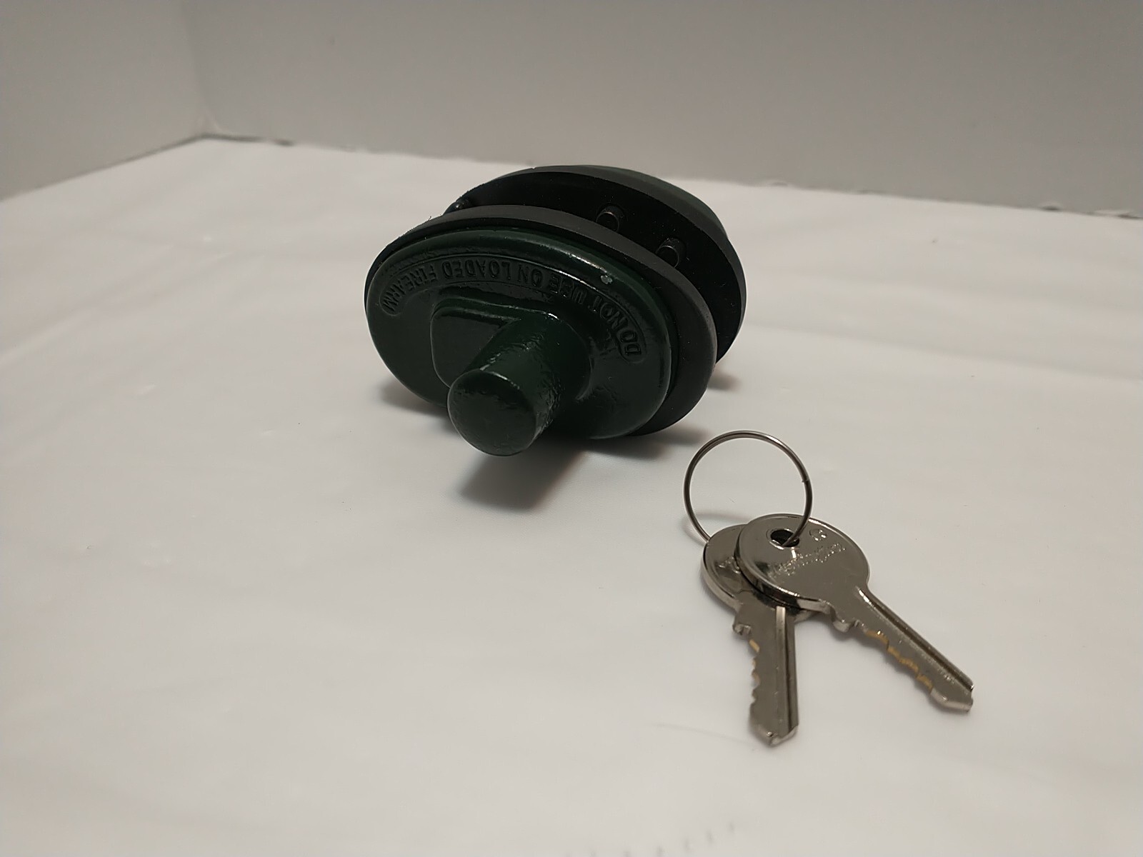 SHOT LOCK Gun TRIGGER LOCK 2 Keys GREEN Read Desc See Pics