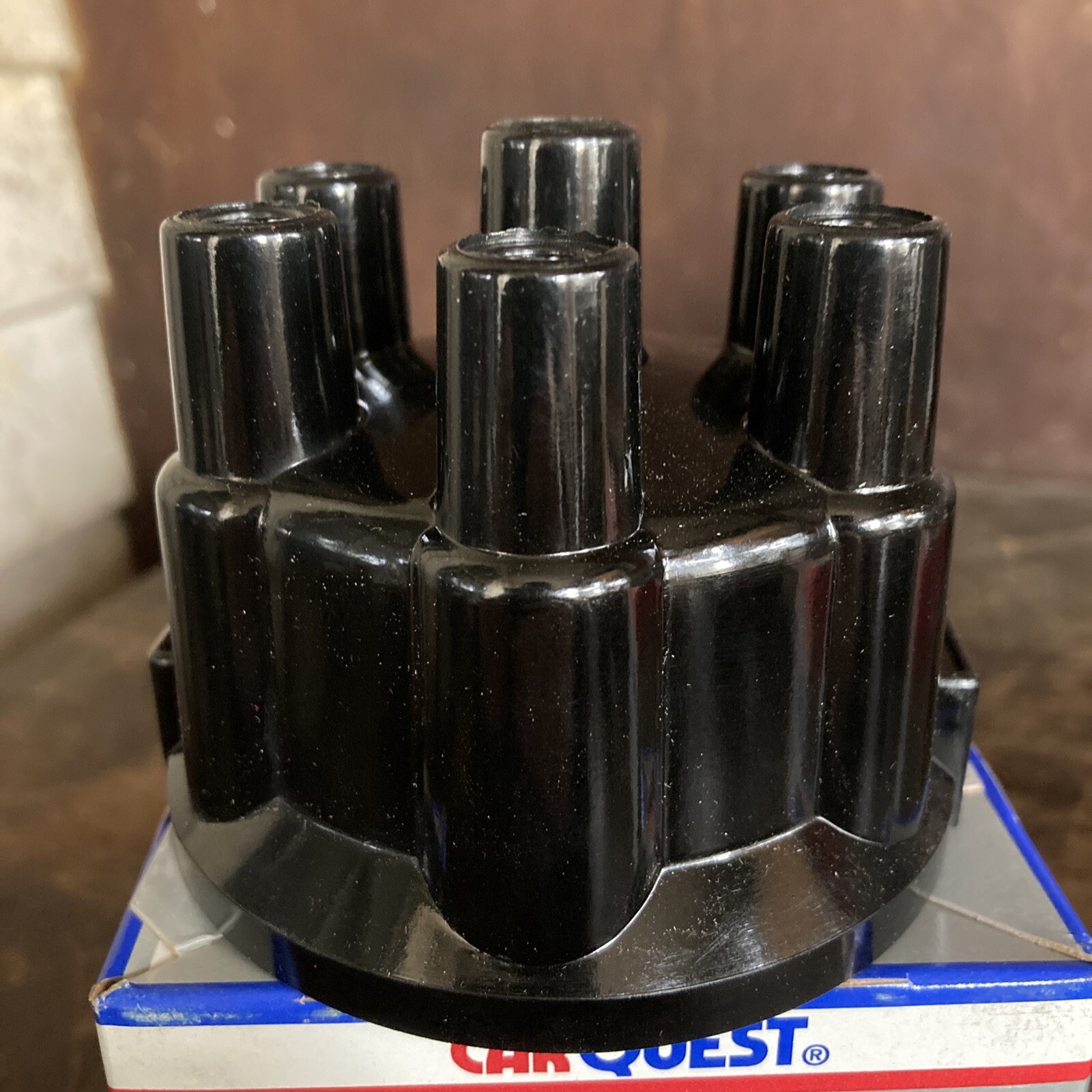 NOS Carquest Distributor Cap DR-428