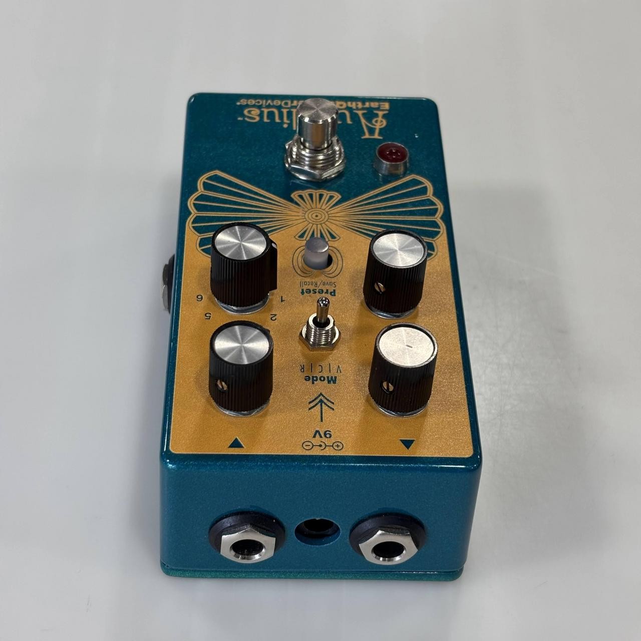 Earthquaker Devices Aurelius Compact Effector Tri-Voice Chorus