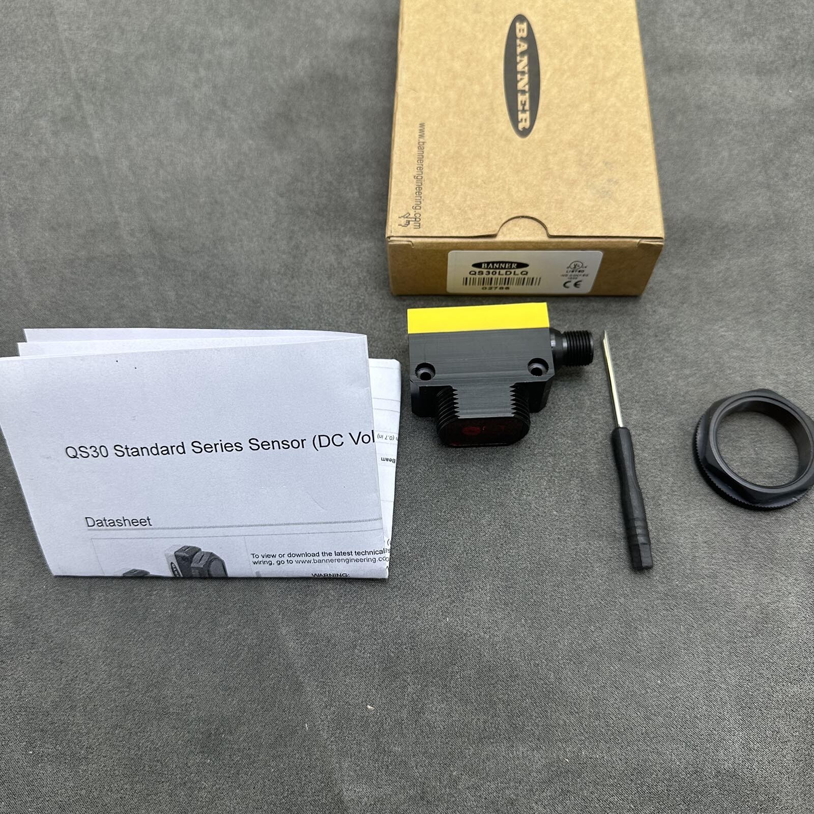 For Banner Engineering QS30LDLQ 10-30VDC 4Pins Photoelectric Laser Sensor Switch