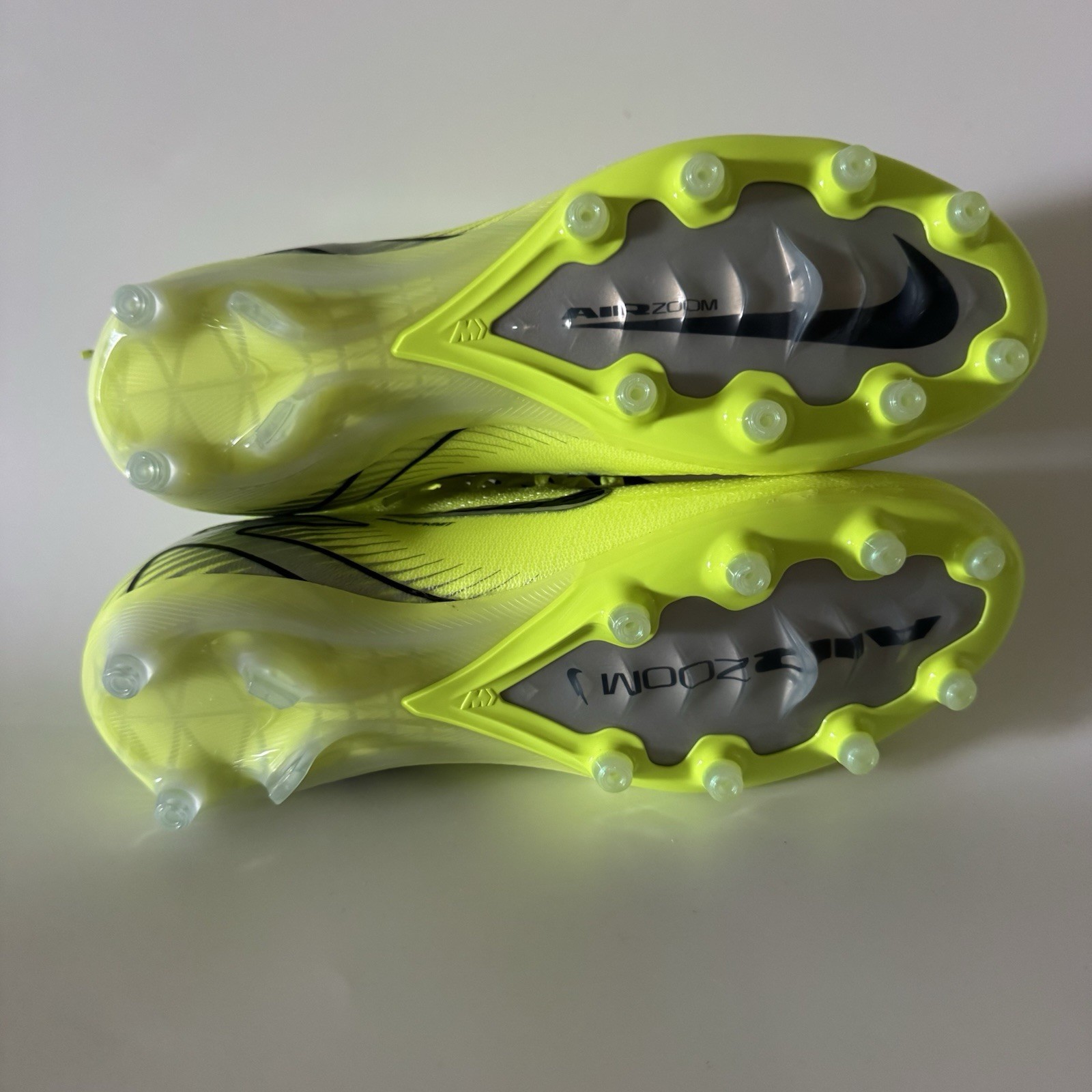 Nike Mens 5/Women 6.5 Mercurial Vapor 16 Elite AG Soccer Cleats Volt FQ8693-700