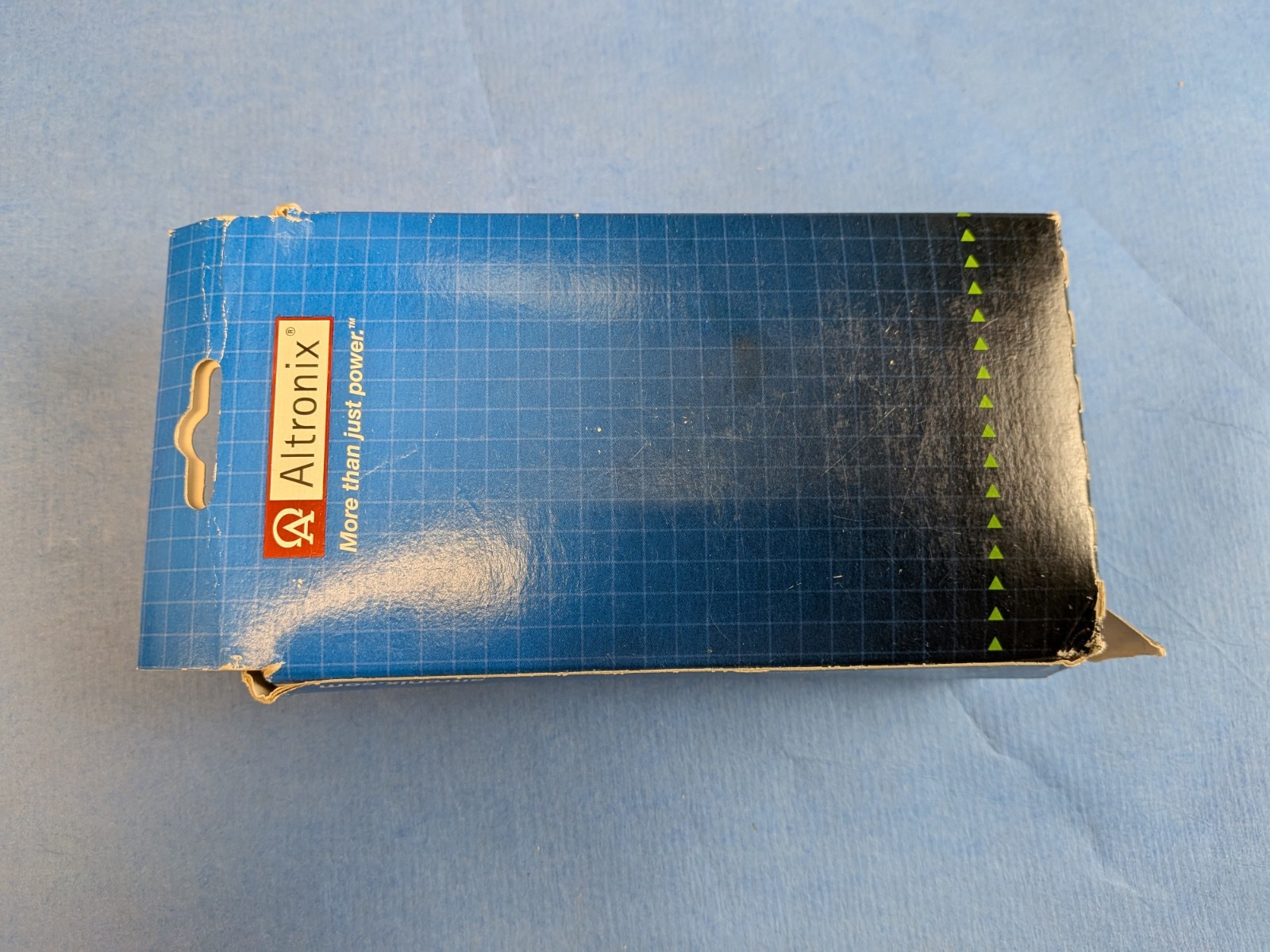 Altronix PD8UL Power Distribution Module 8 Fuse Protected Outputs, New-open Box