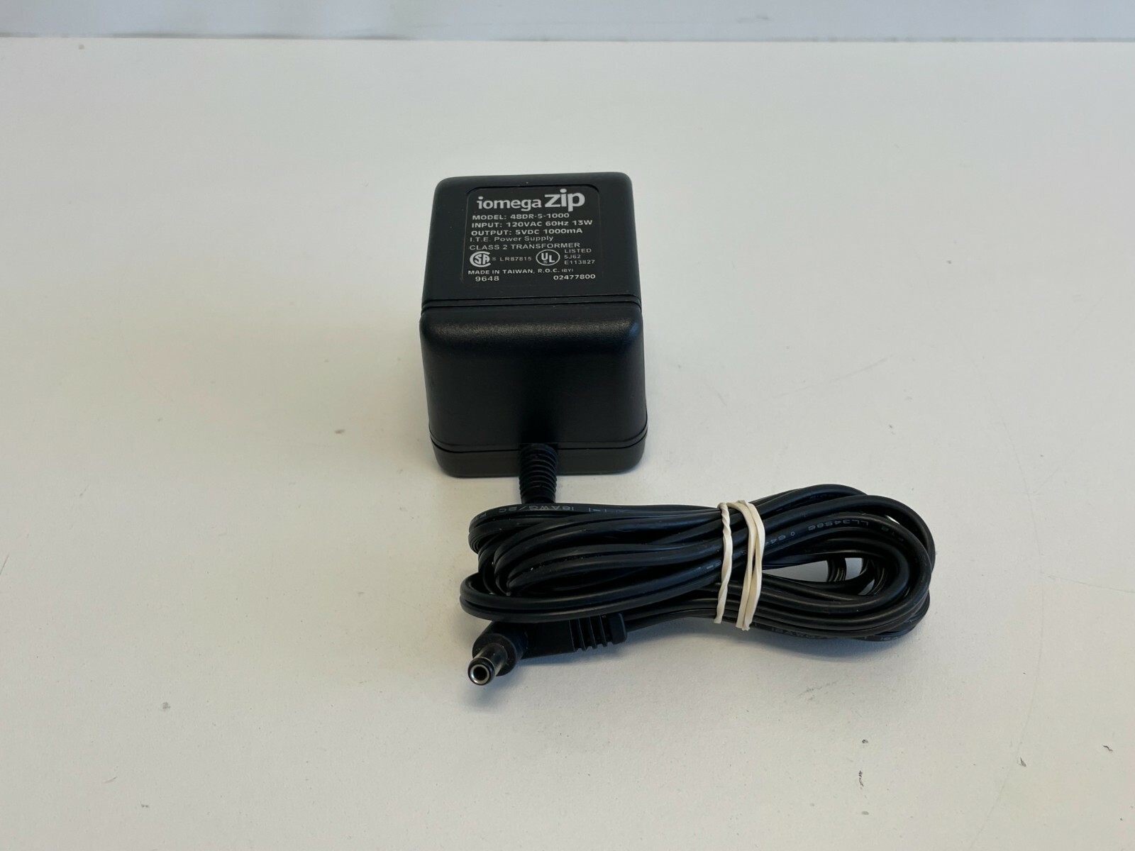 XX7:  Iomega 48DR-5-1000 Zip Disk Drive Power Supply