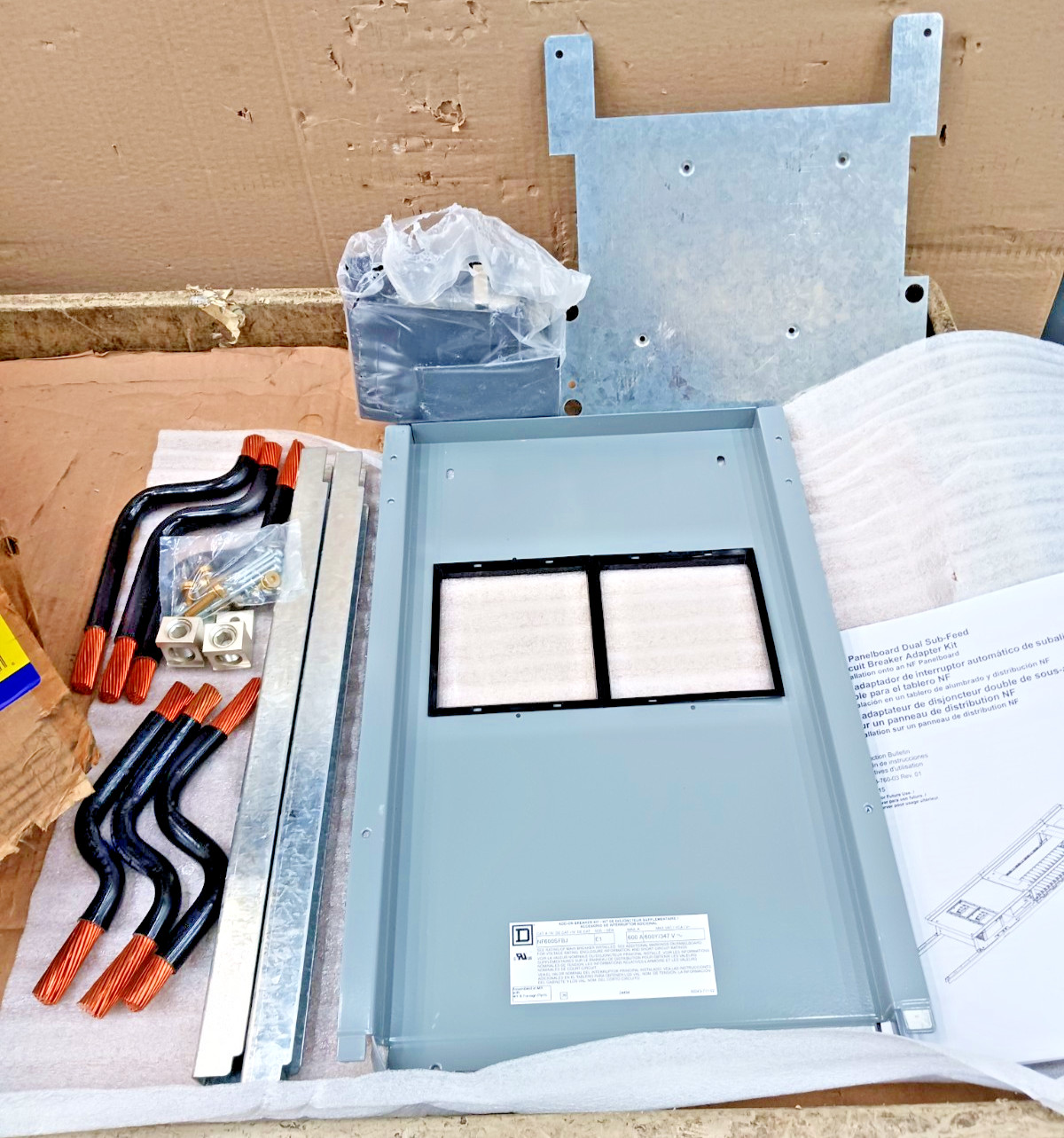 New Square D NF Panelboard Sub-Feed Breaker Kit 600Y/347 Vac 480 V  NF600SFBJ