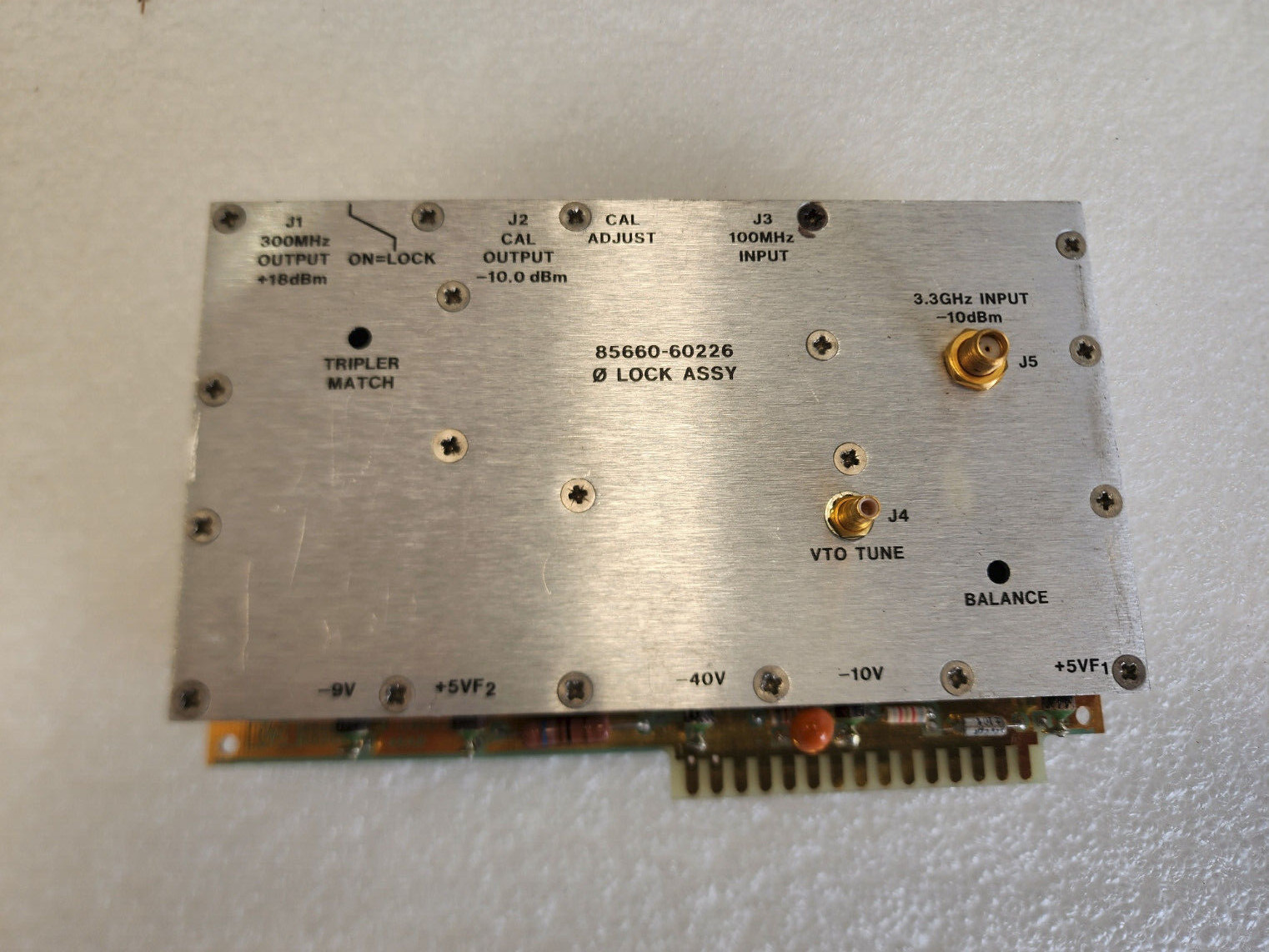 HP/Agilent 85660-60226 Spectrum Analyzer Lock Assembly