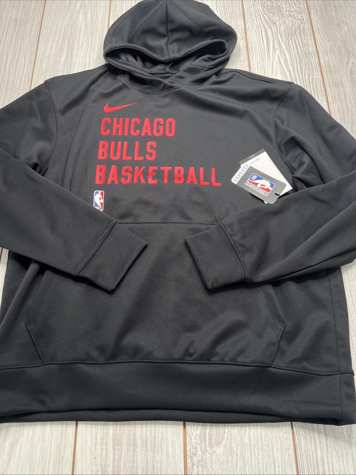 New Nike Men’s Chicago Bulls Performance Spotlight Hooded Sweatshirt Size 2XL