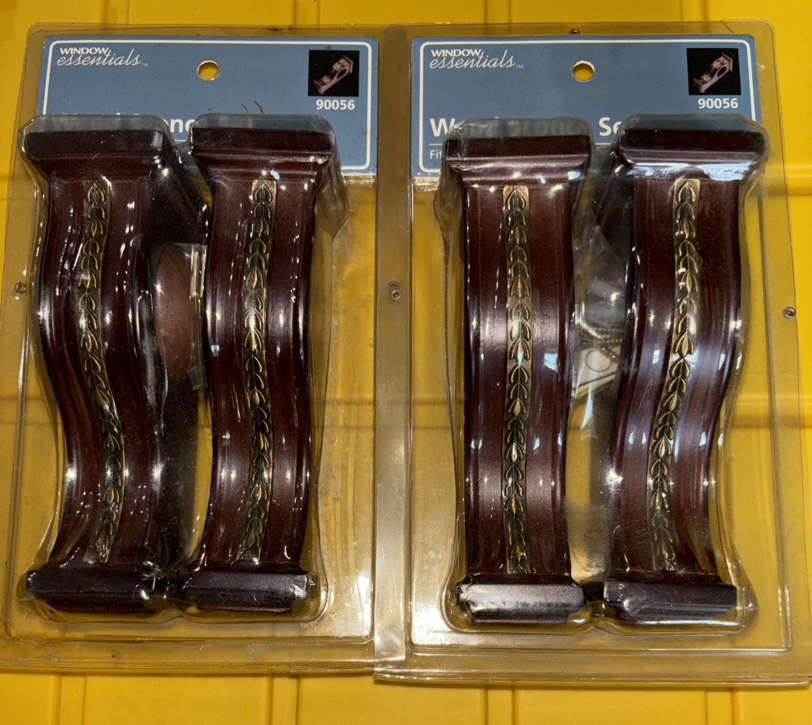 Real Wood Wall Sconce Set (2) w/Gold Accent Cherry Finish in Unopened Package