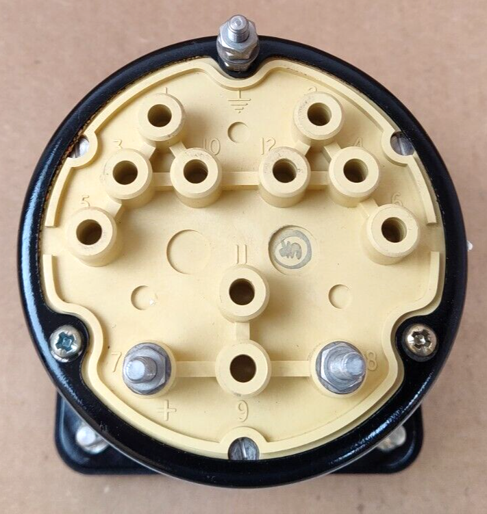 Crompton Instruments, Scale 0-600, 5 AMP Meter P/N 077-08AA-2ST3-PE-AP