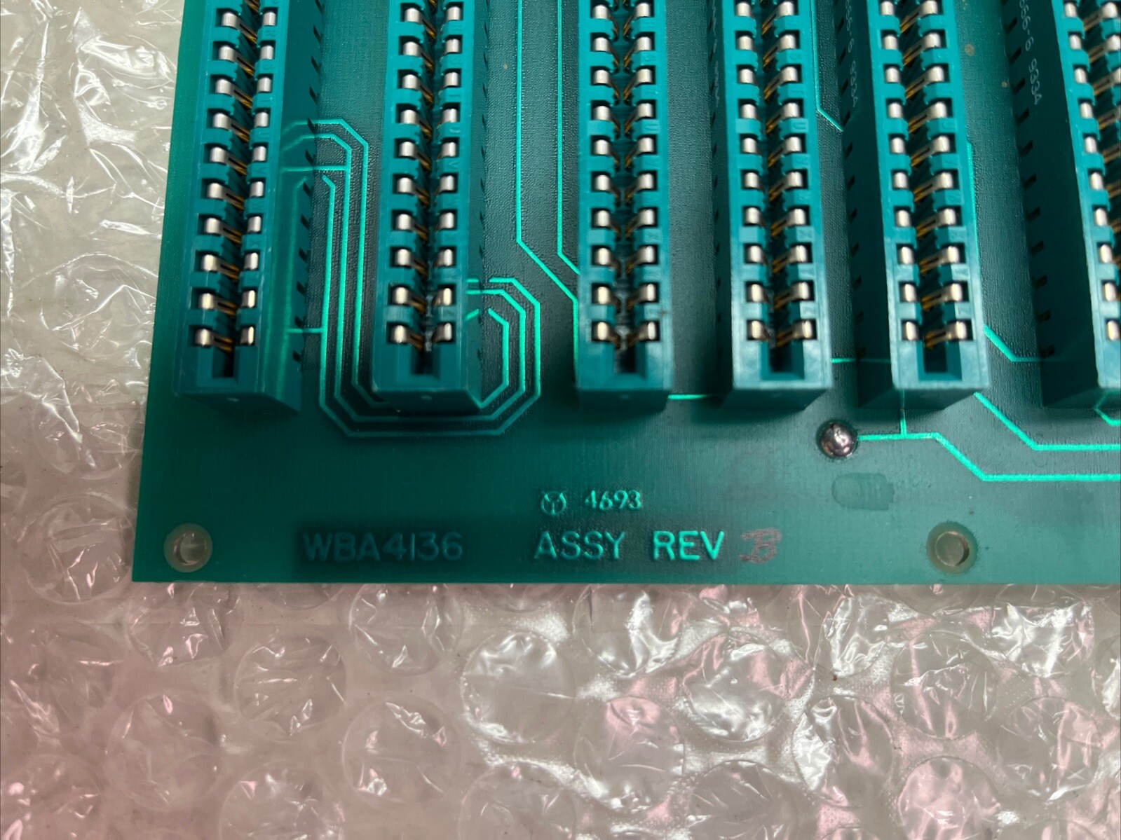 FEMCO,WB4136,REV A CIRCUIT BOARD 090183