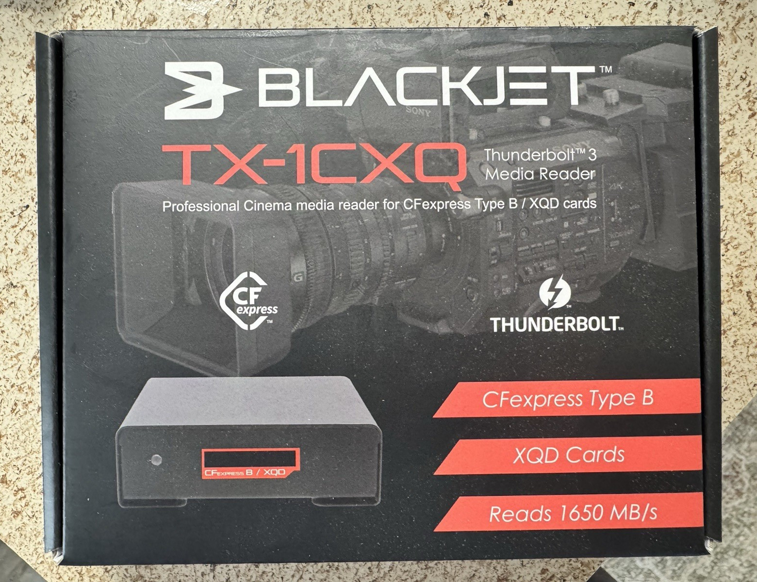 Blackjet TX-1CXQ Thunderbolt 3 Card Reader for CFexpress Type B & XQD