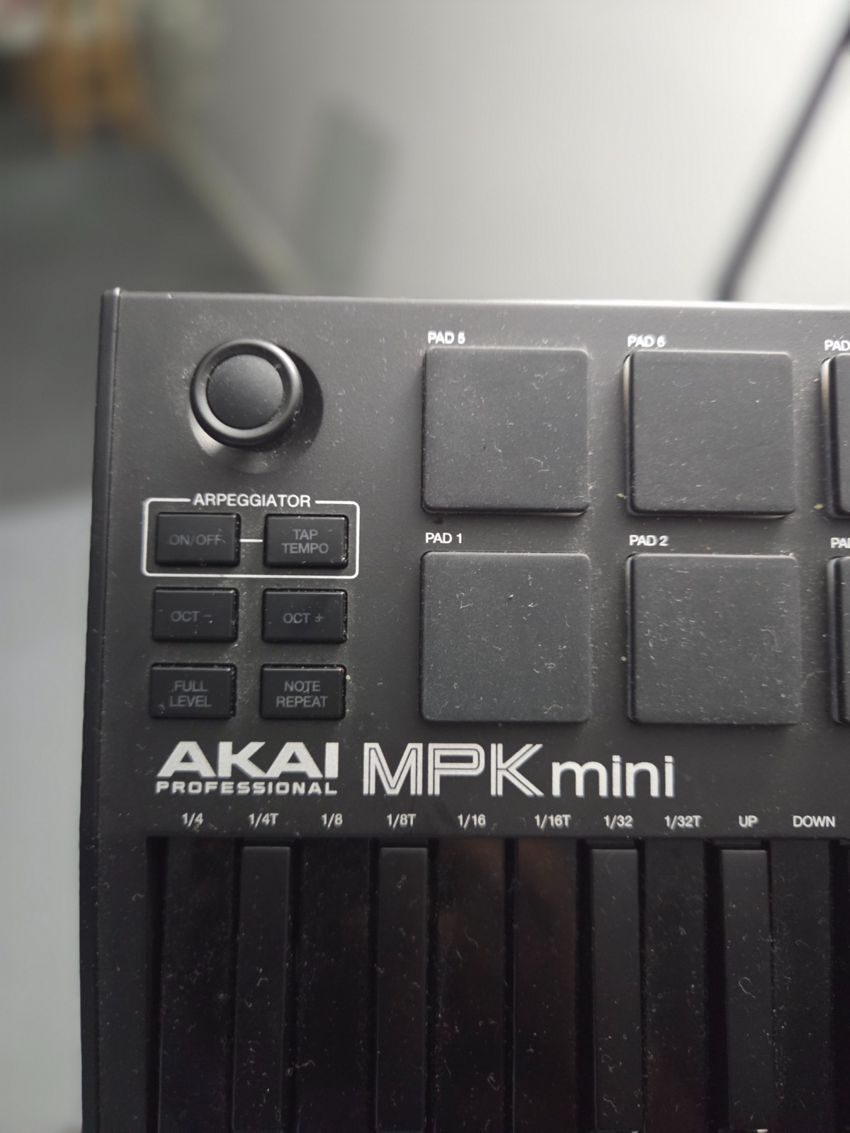 Studio Production Bundle- Rode NT1 5thGen- Akai Mini MPK- AudioTechina...