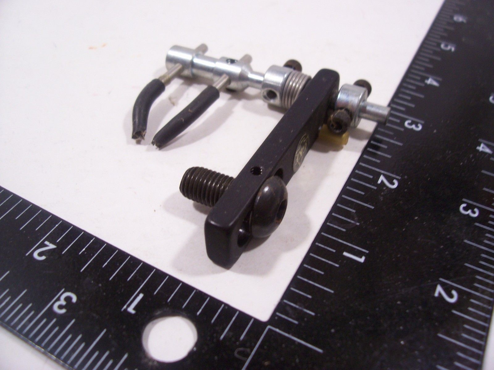 GKF Archery Compound Bow Arrow Rest with Mounting Bolt