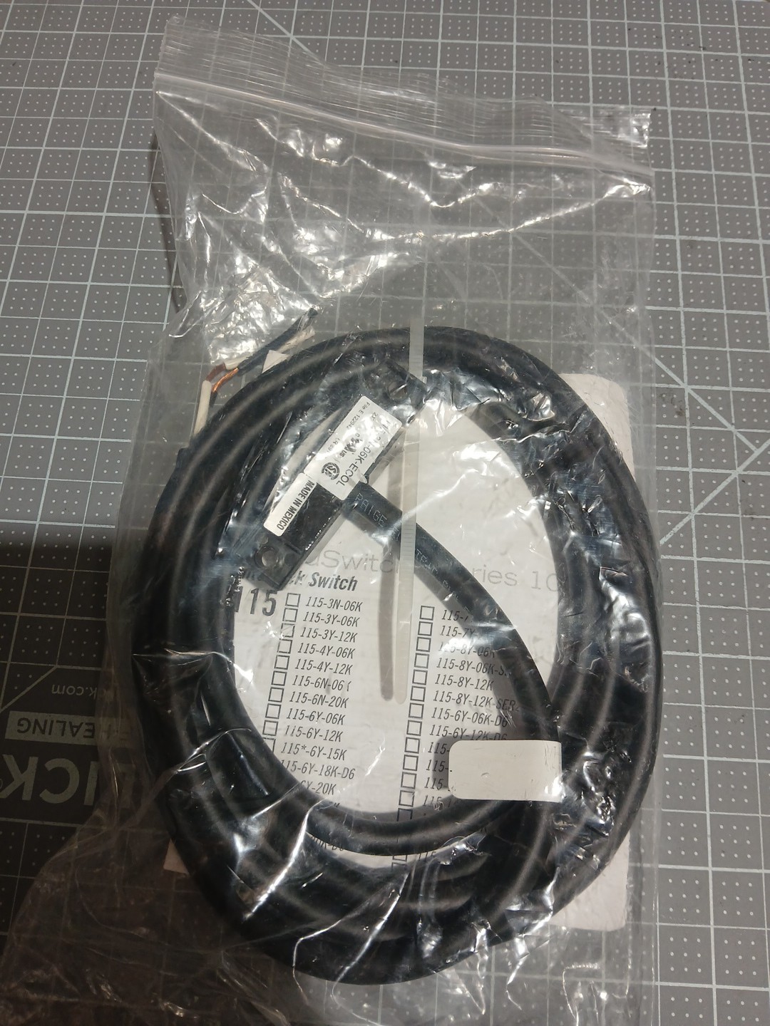 Interlogix Interlock Switch 115-3N-06K-ECOL
