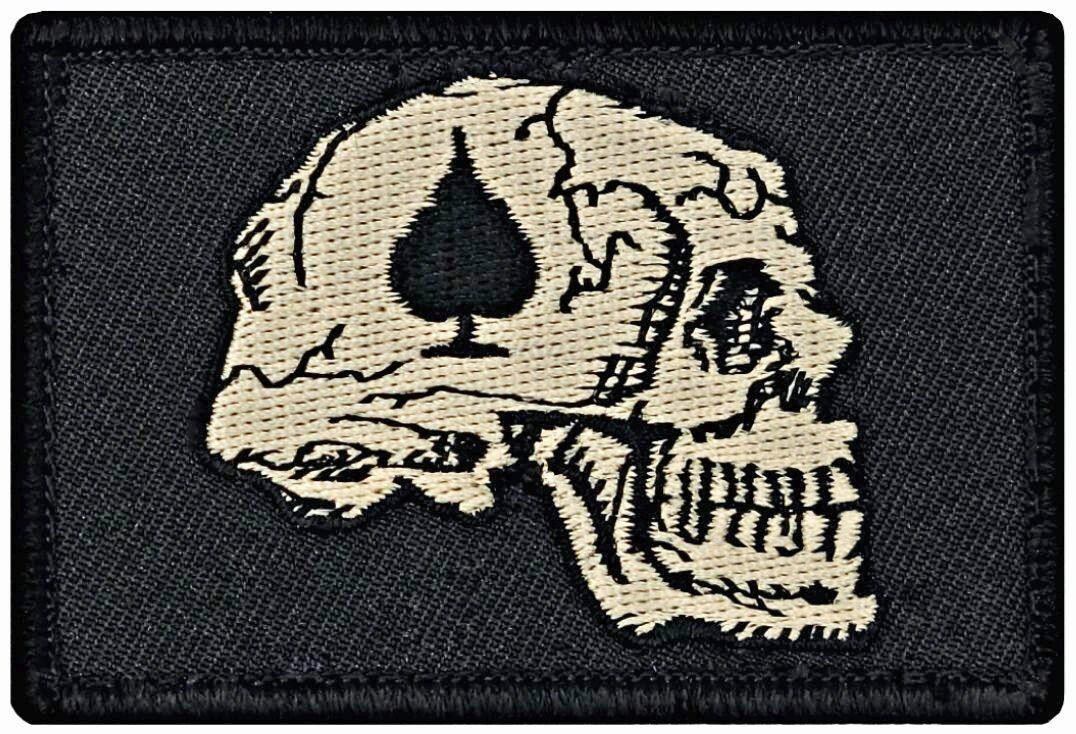 Dead Skull Spade Vietnam war Tactical Morale Patch | 2PC HOOK BACKING 3"x2"