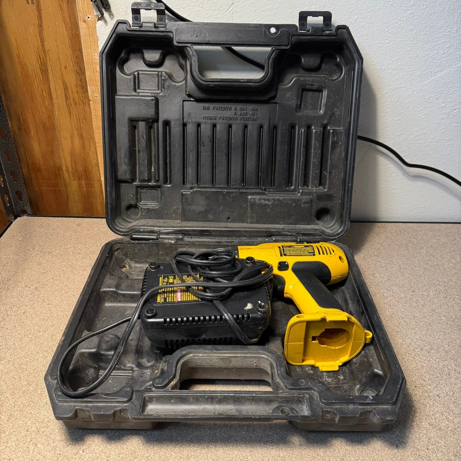 DeWalt DW972 Cordless VSR Drill 12V Yellow Adjustable Clutch with Charger Case