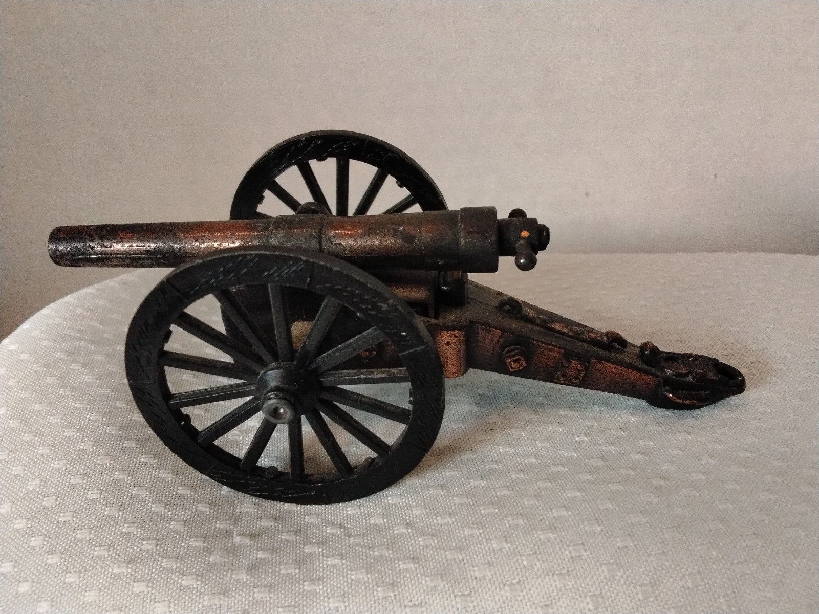 Miniature Vintage Die Cast Metal CIVIL WAR CANNON Pencil Sharpener