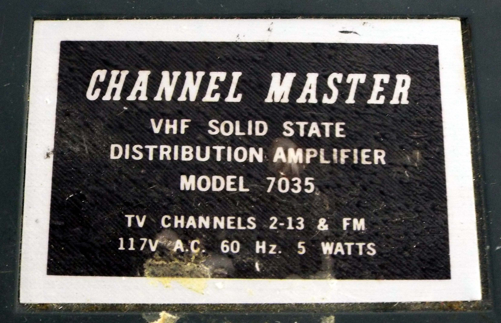 1 USED CHANNEL MASTER 7035 VHF SOLID STATE DISTRIBUTION AMPLIFIER **MAKE OFFER**