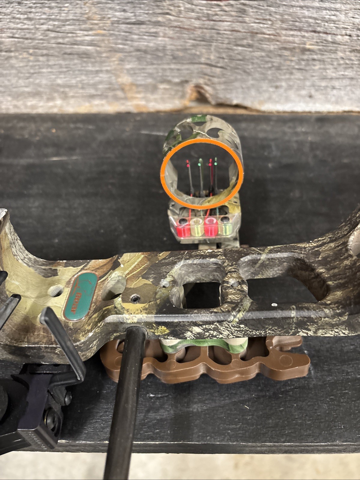 Bear Archery The Truth RH Compound Bow 28" 60lbs Draw Used